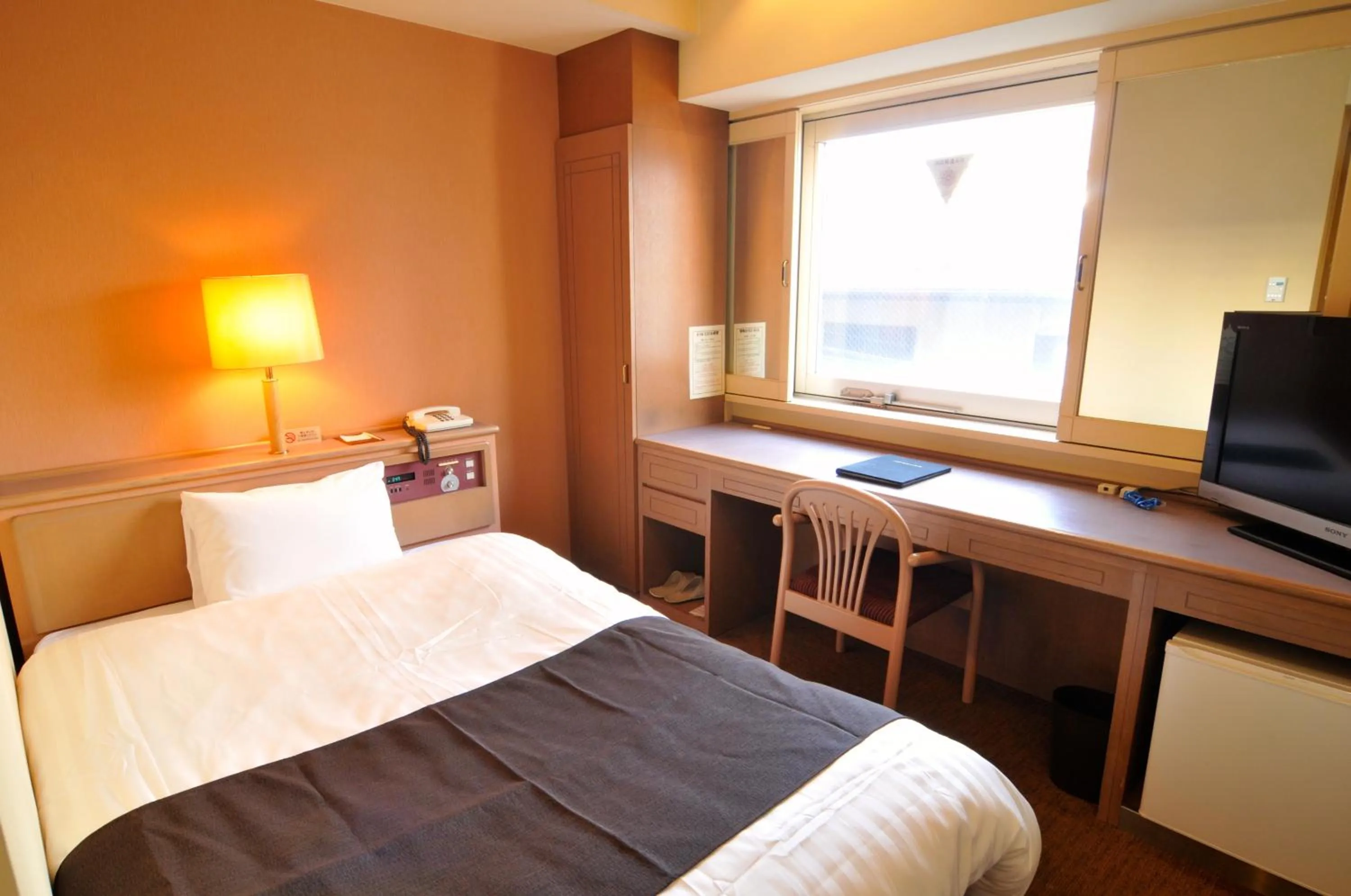 Photo of the whole room, Bed in Hotel Listel Shinjuku