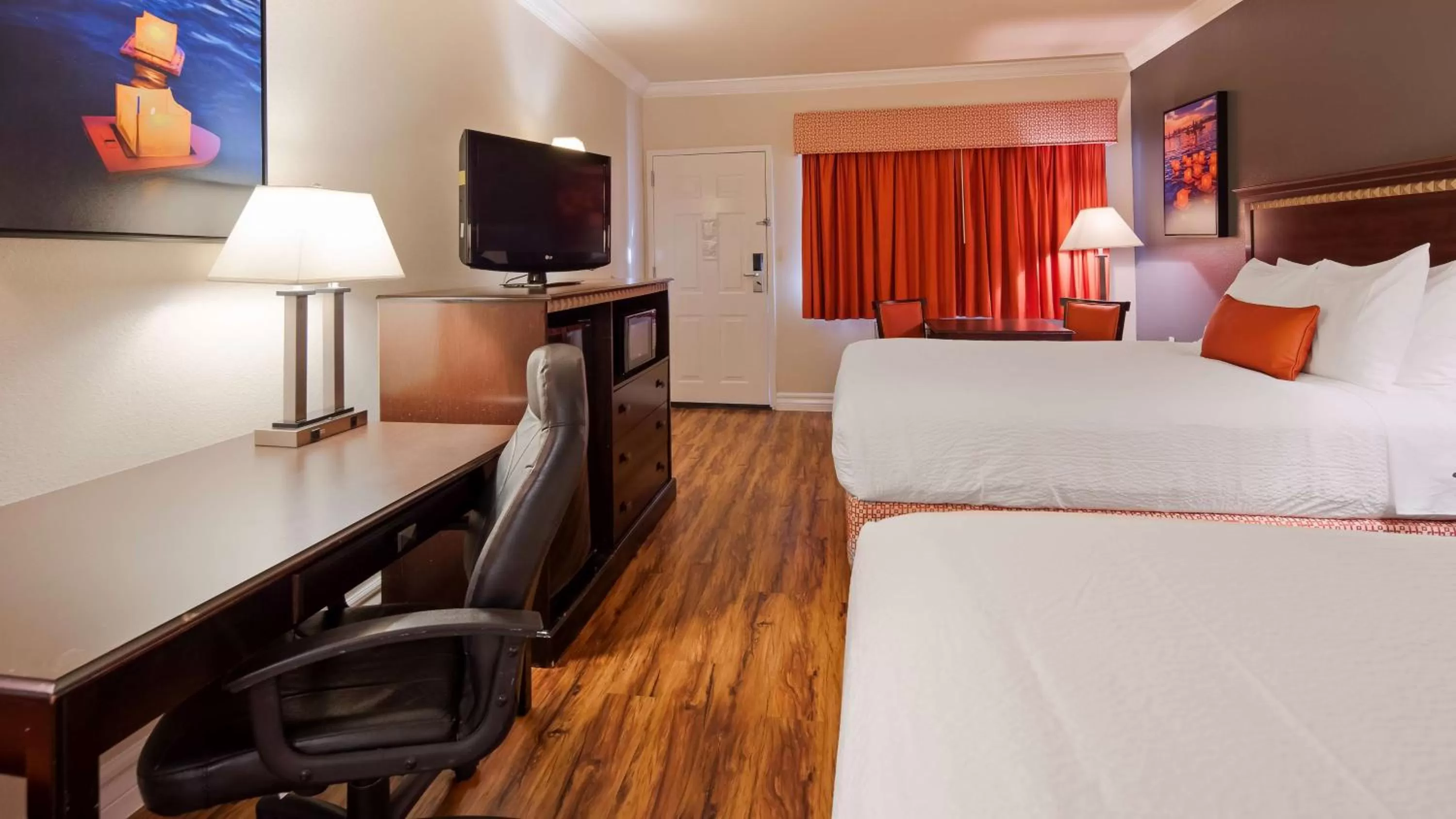 Queen Room with Two Queen Beds - Smoking in Best Western Anthony/West El Paso