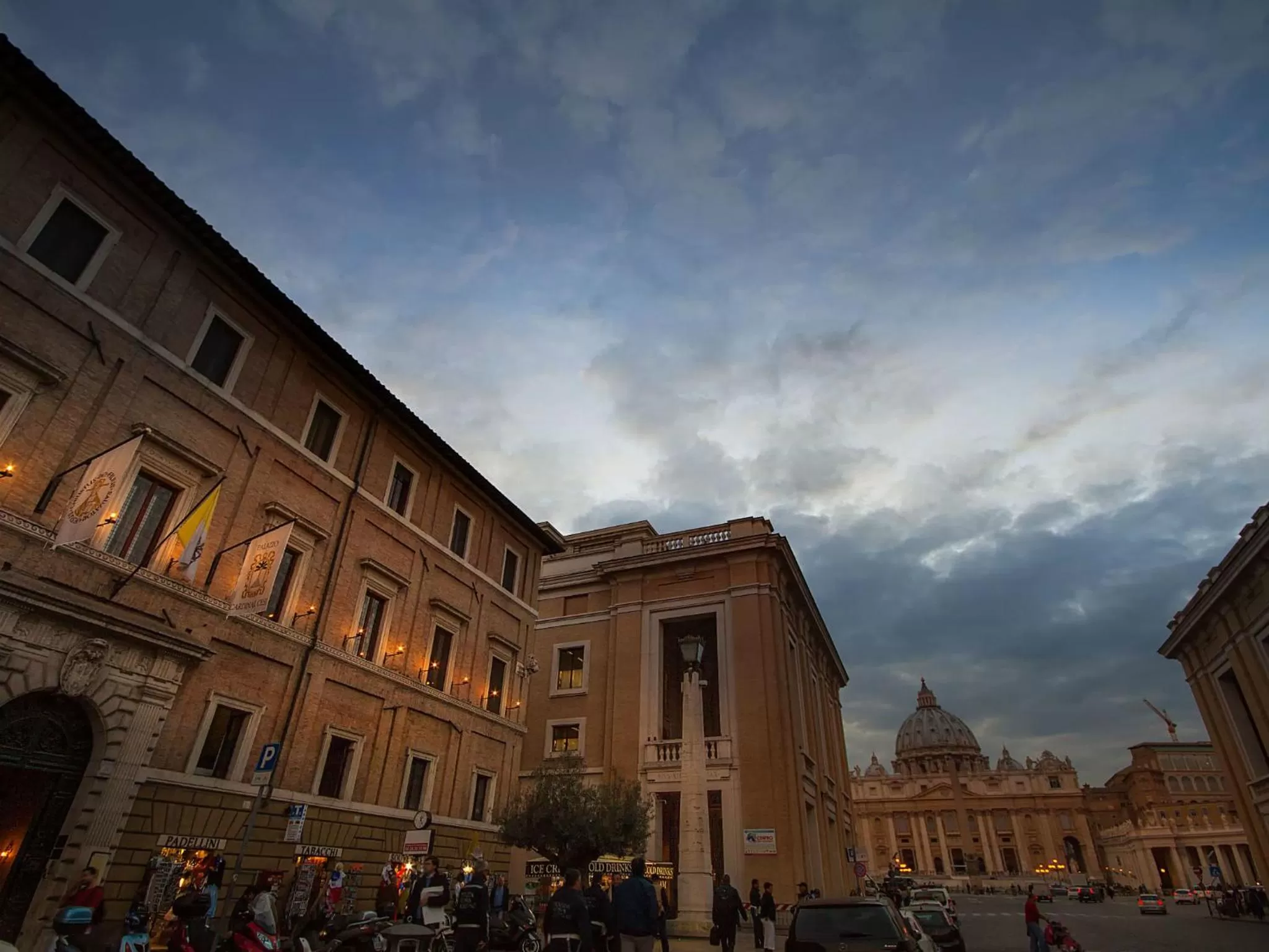 Area and facilities in Palazzo Cardinal Cesi