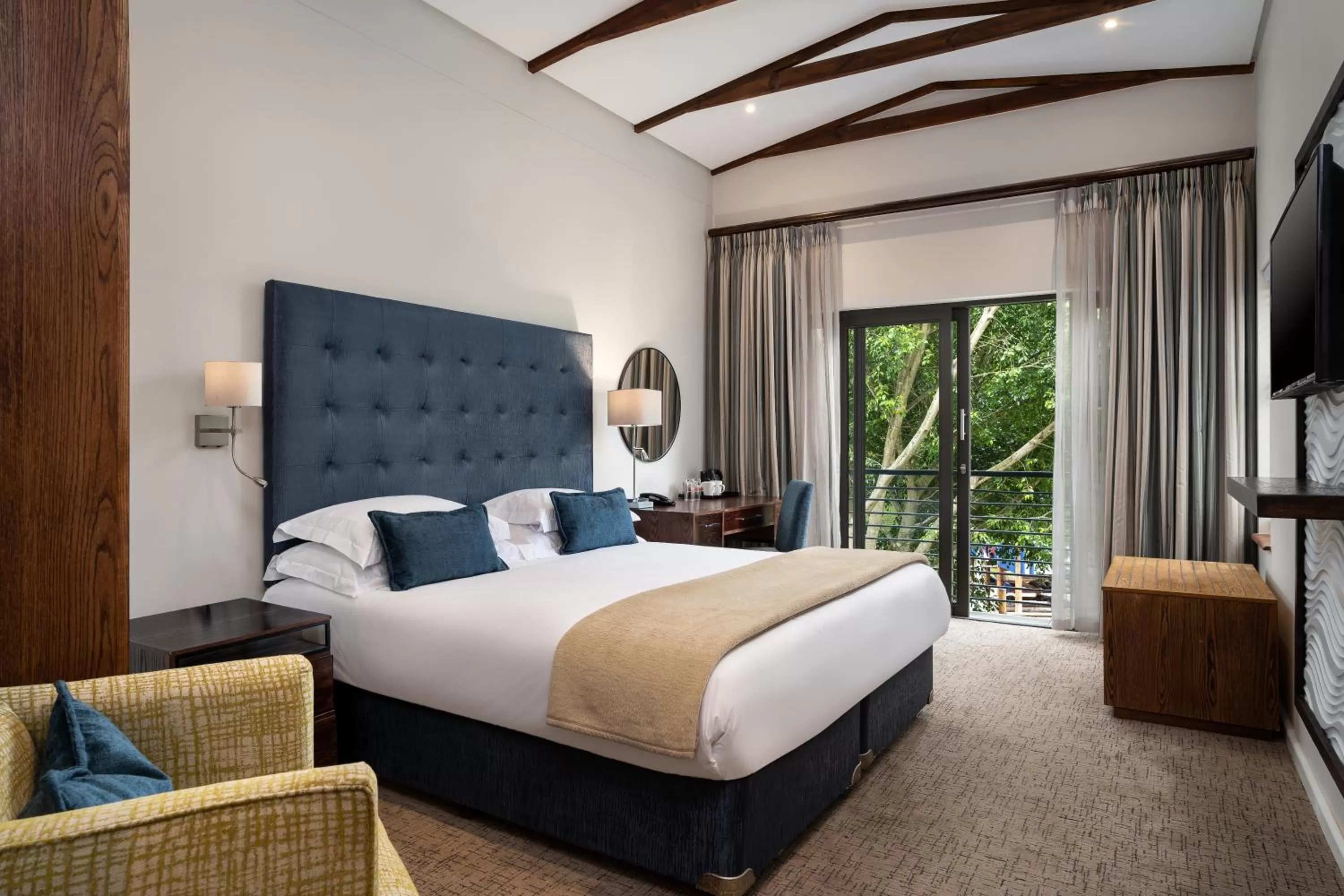 Bedroom, Bed in Premier Resort The Moorings, Knysna