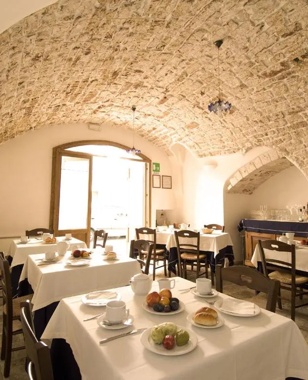 Restaurant/places to eat in Hotel Palazzo D'Erchia