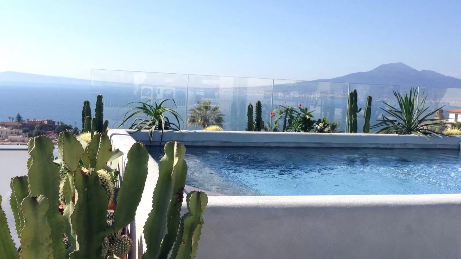 Nearby landmark in Domo 20 Hotel & Rooftop