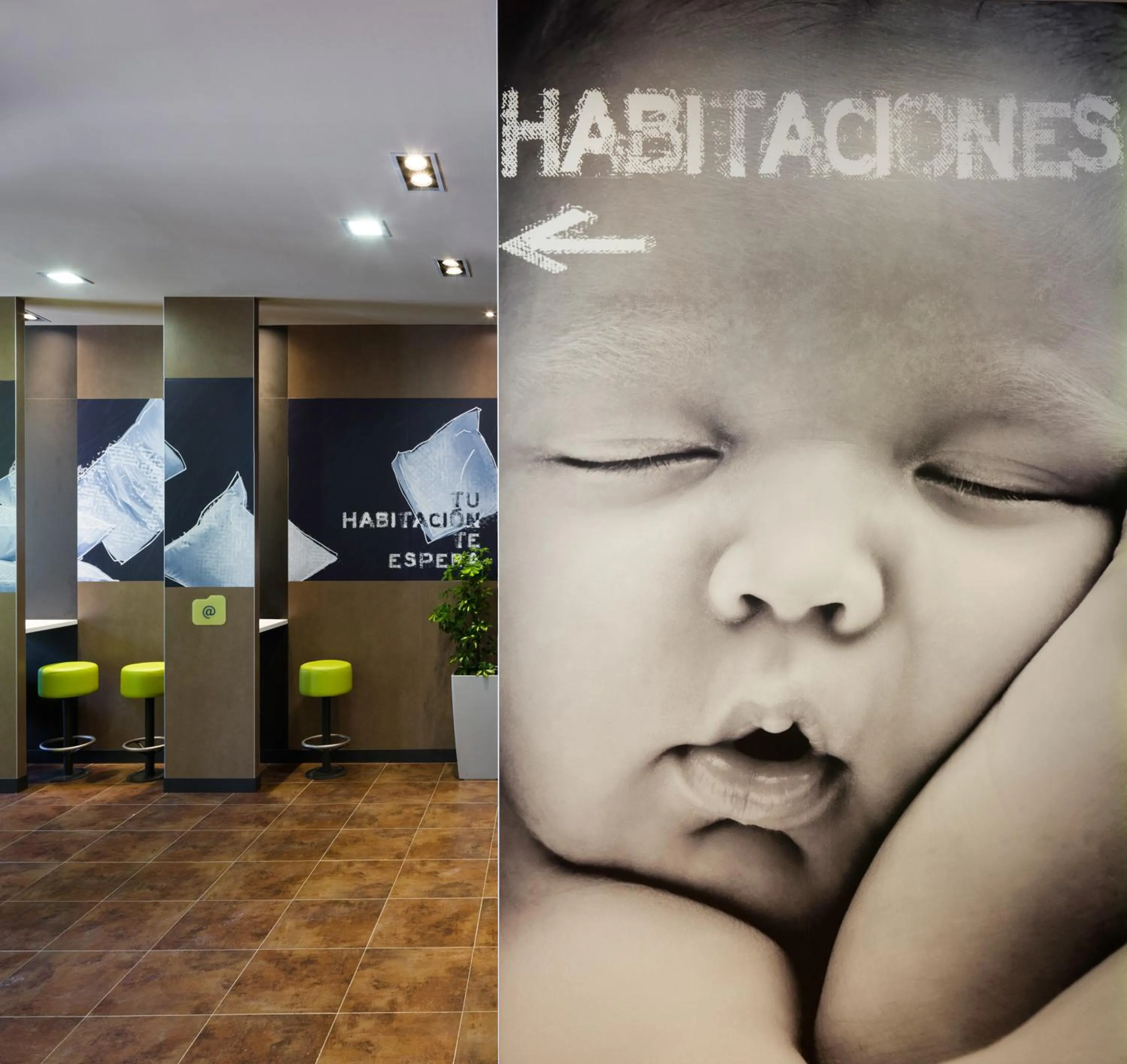 Lobby or reception in Ibis Budget Sevilla Aeropuerto