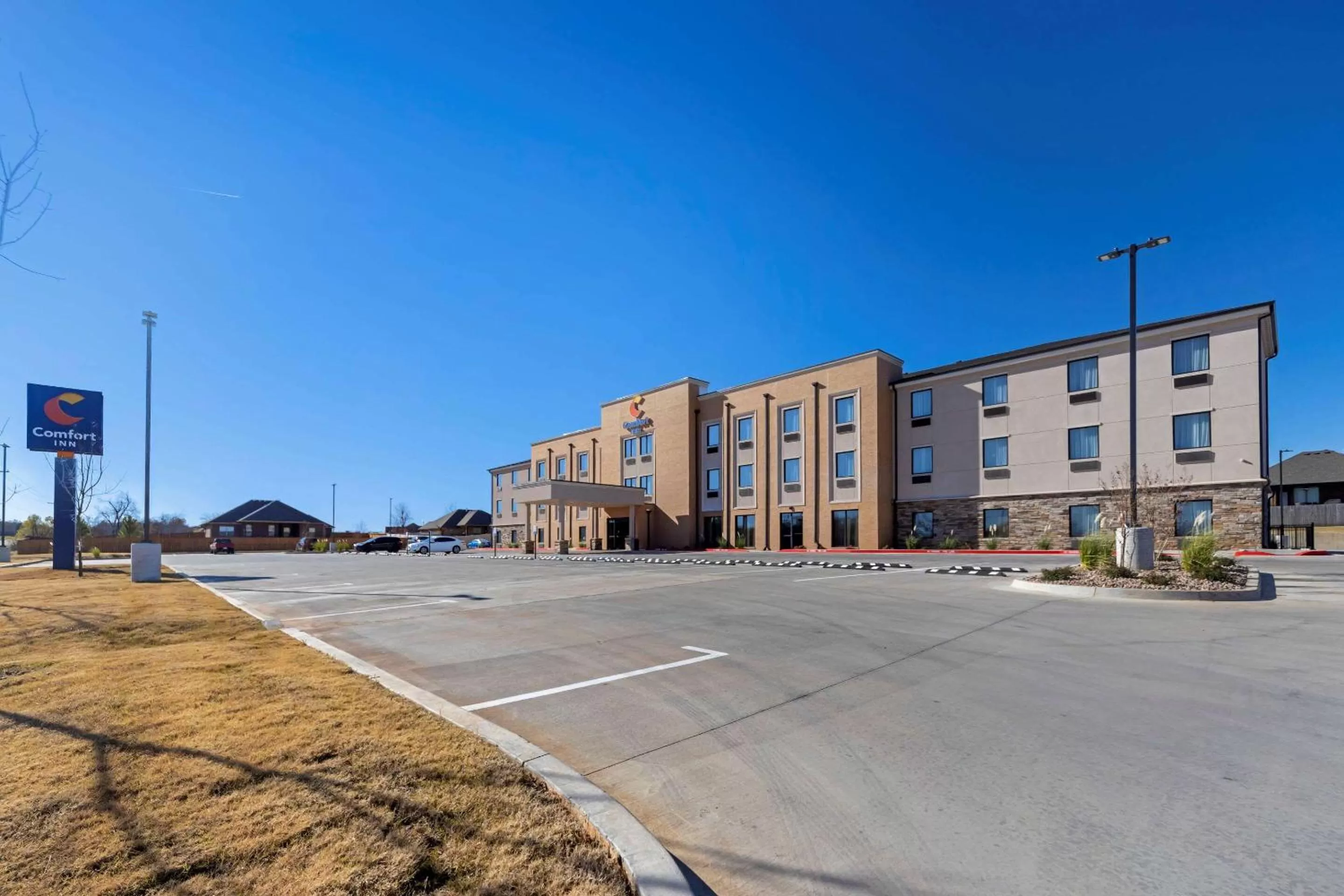 Property building in Comfort Inn & Suites Harrah