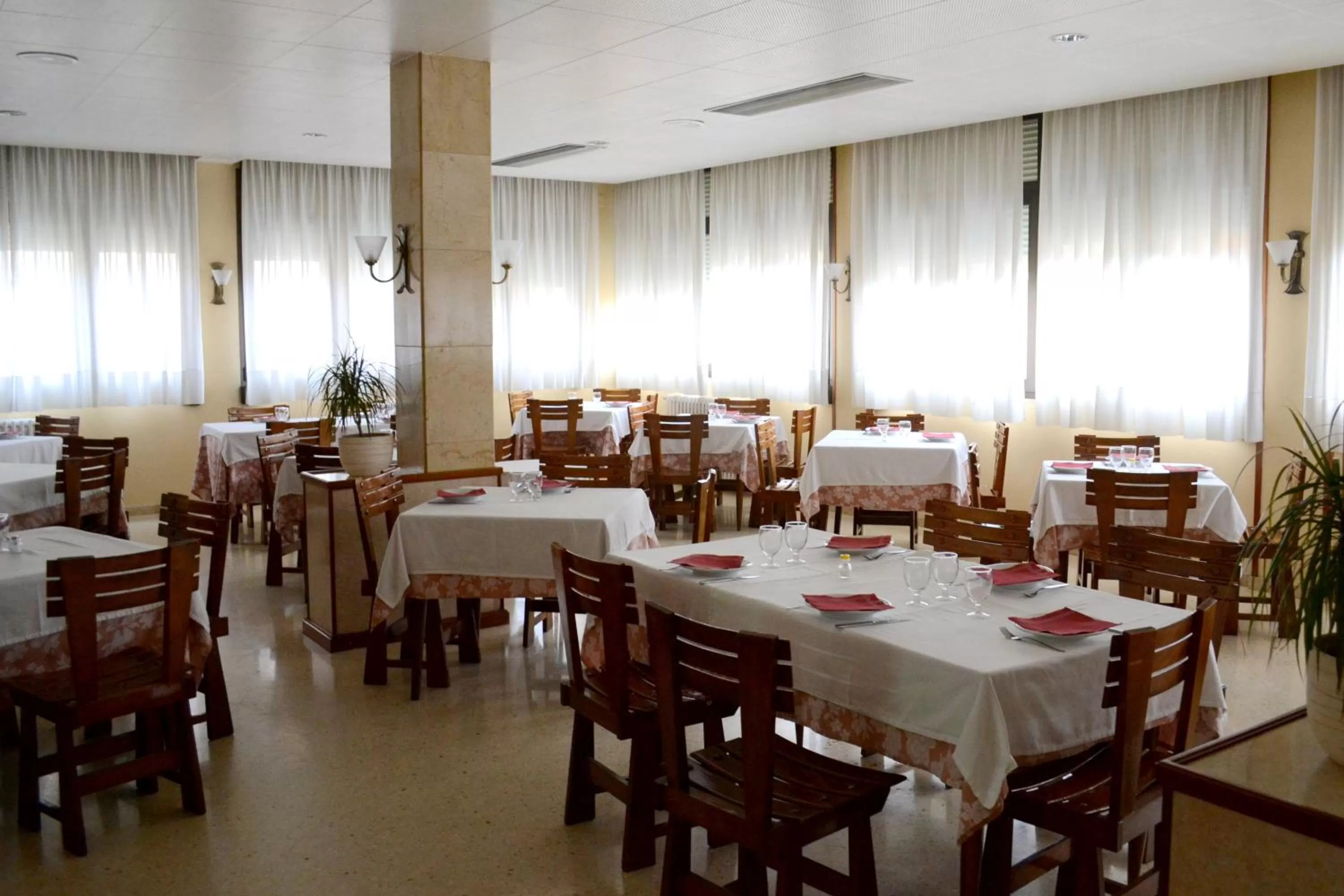 Restaurant/places to eat in Hotel Mi Casa