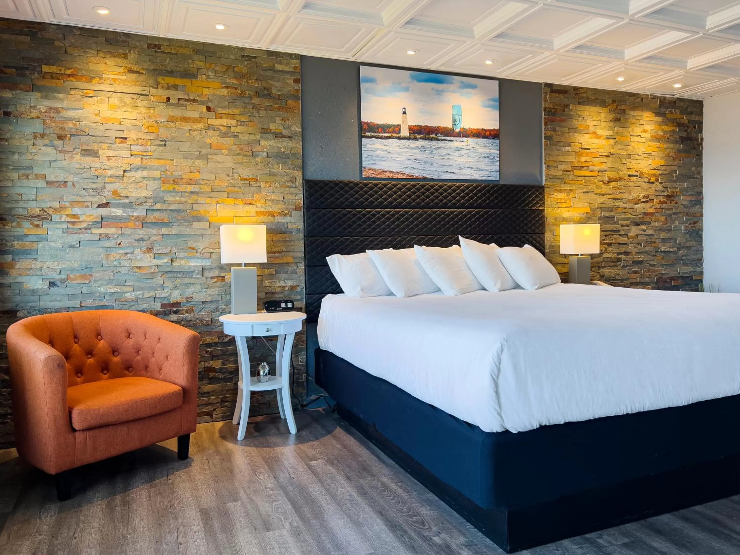 Bed in Terrace Bay Hotel - Lakefront