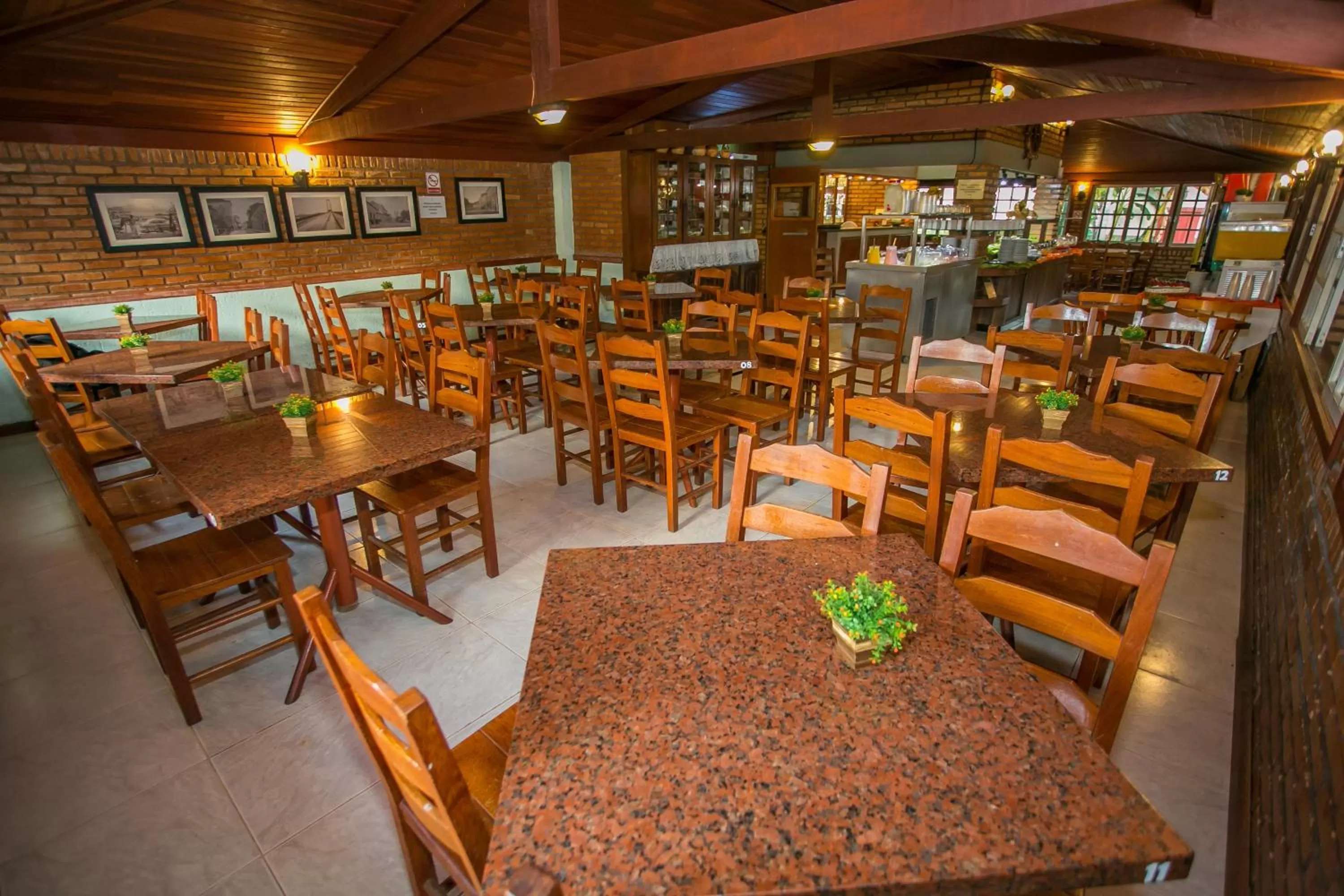 Restaurant/places to eat in Hotel São Sebastião da Praia