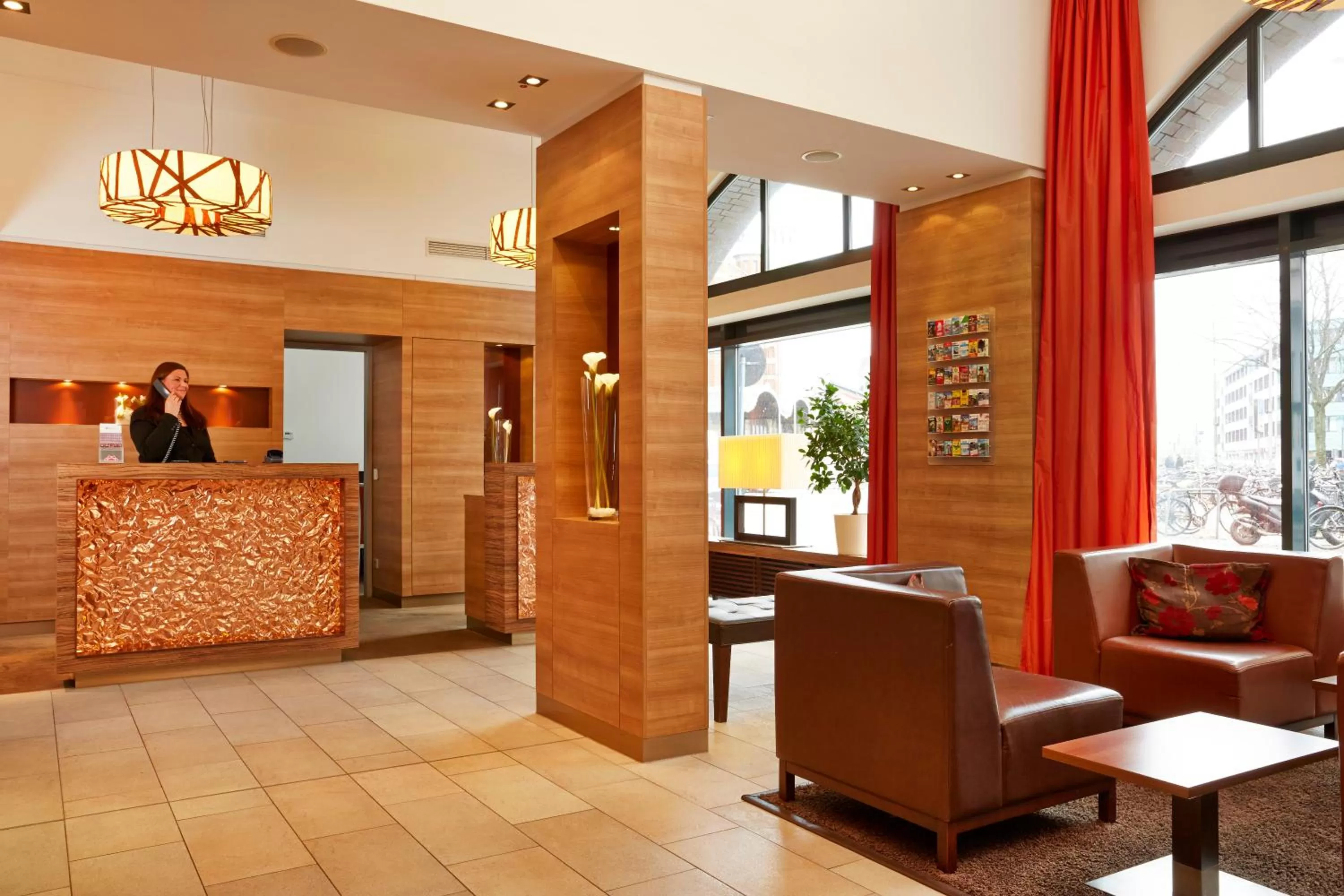 Staff in H+ Hotel Lübeck