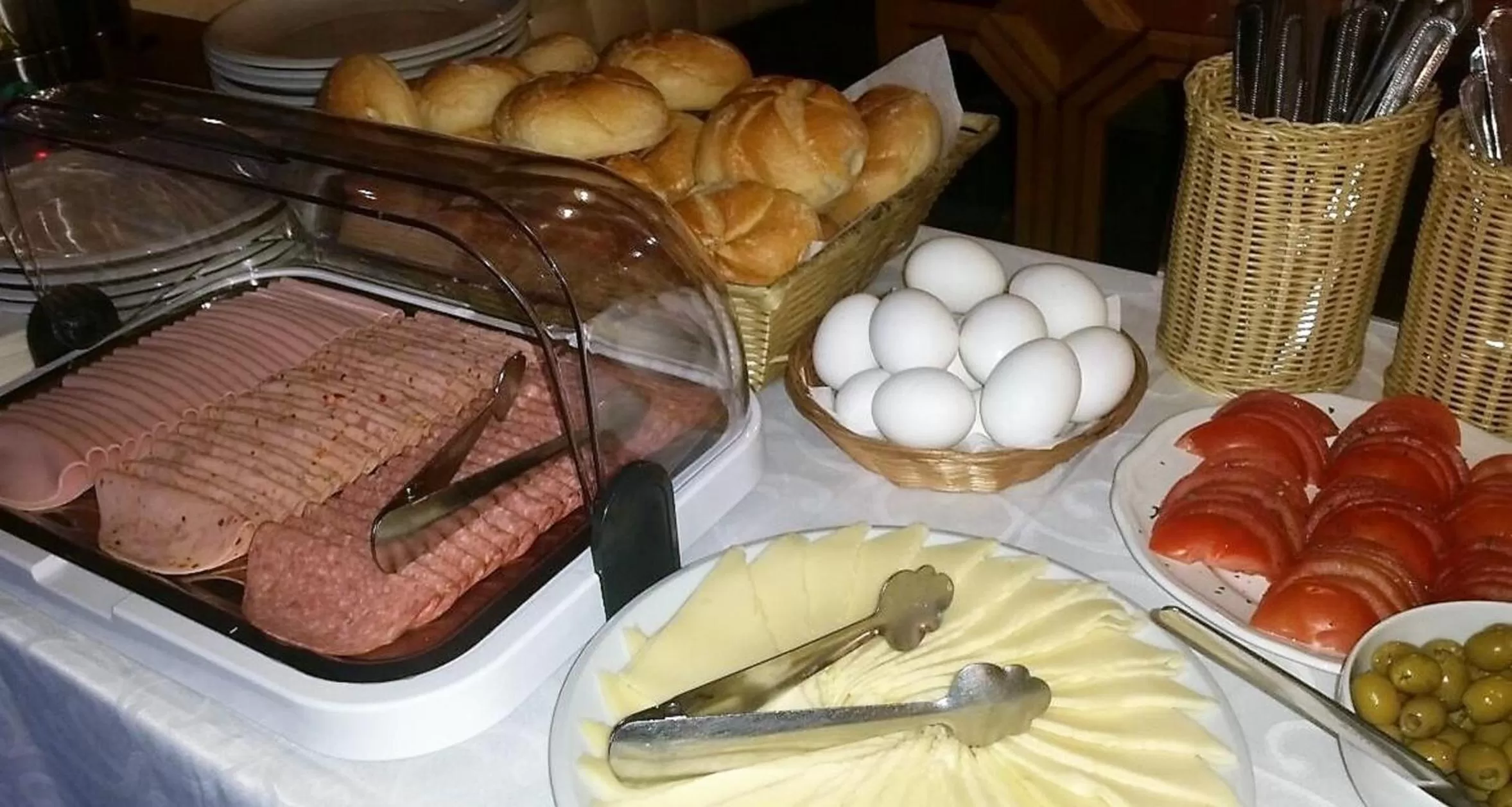 Buffet breakfast, Food in Hotel Am Limes