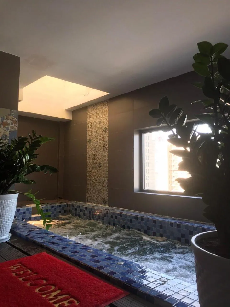 Swimming pool in Sunshine Antique Hotel Saigon