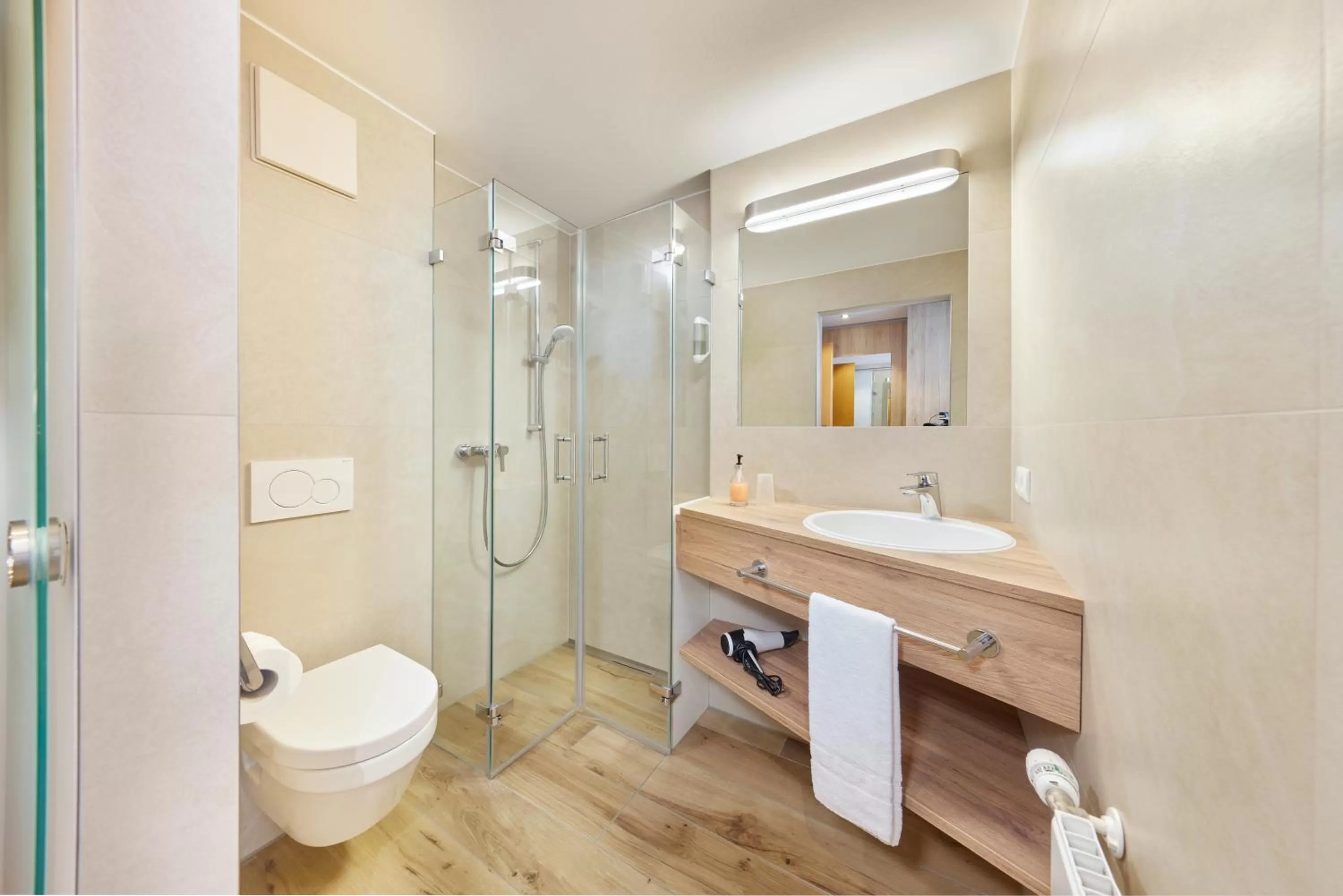 Bathroom in Hotel Garni Gästehaus am Mühlbach