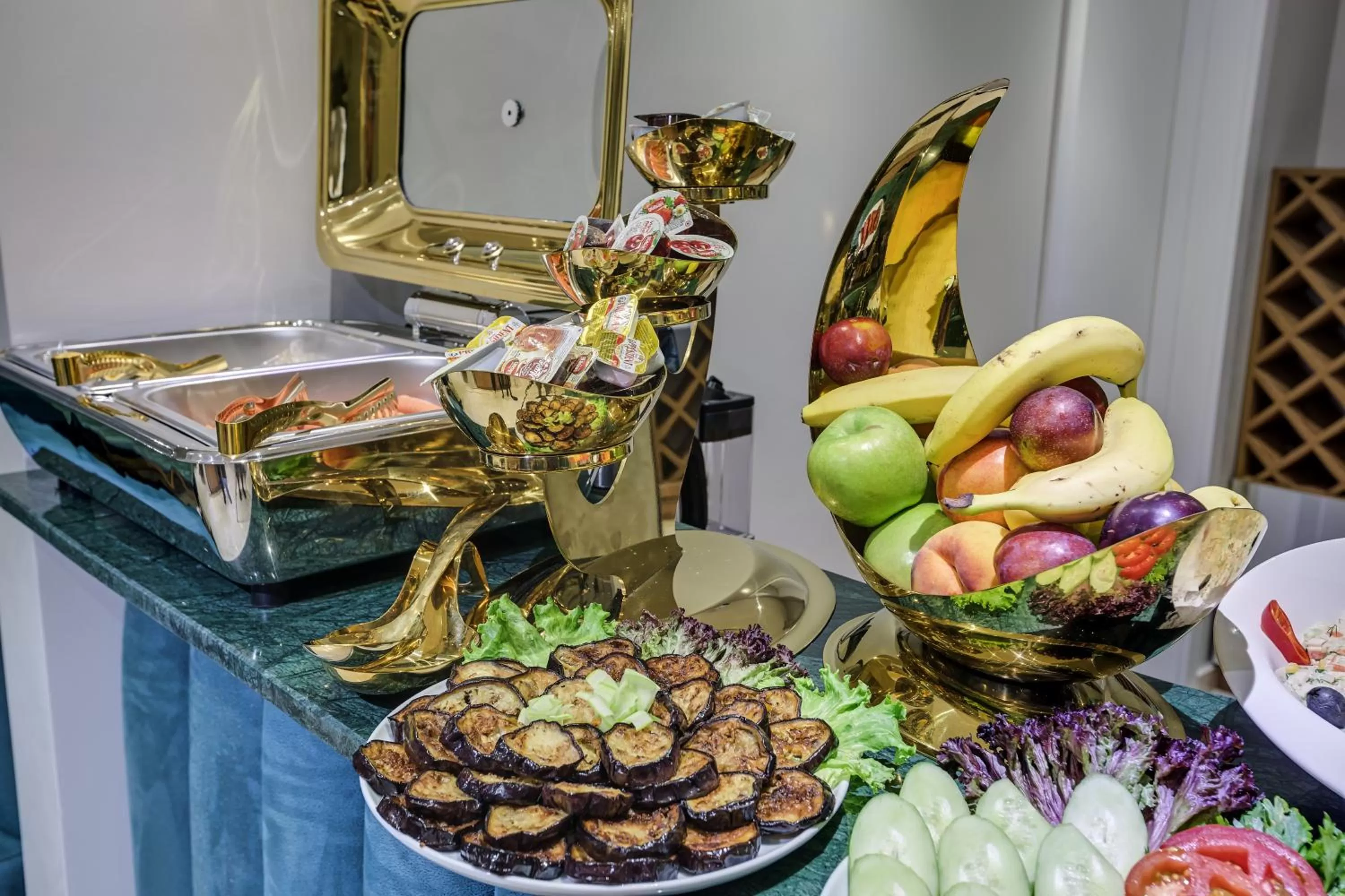 Buffet breakfast, Food in Mit Hotel Tbilisi