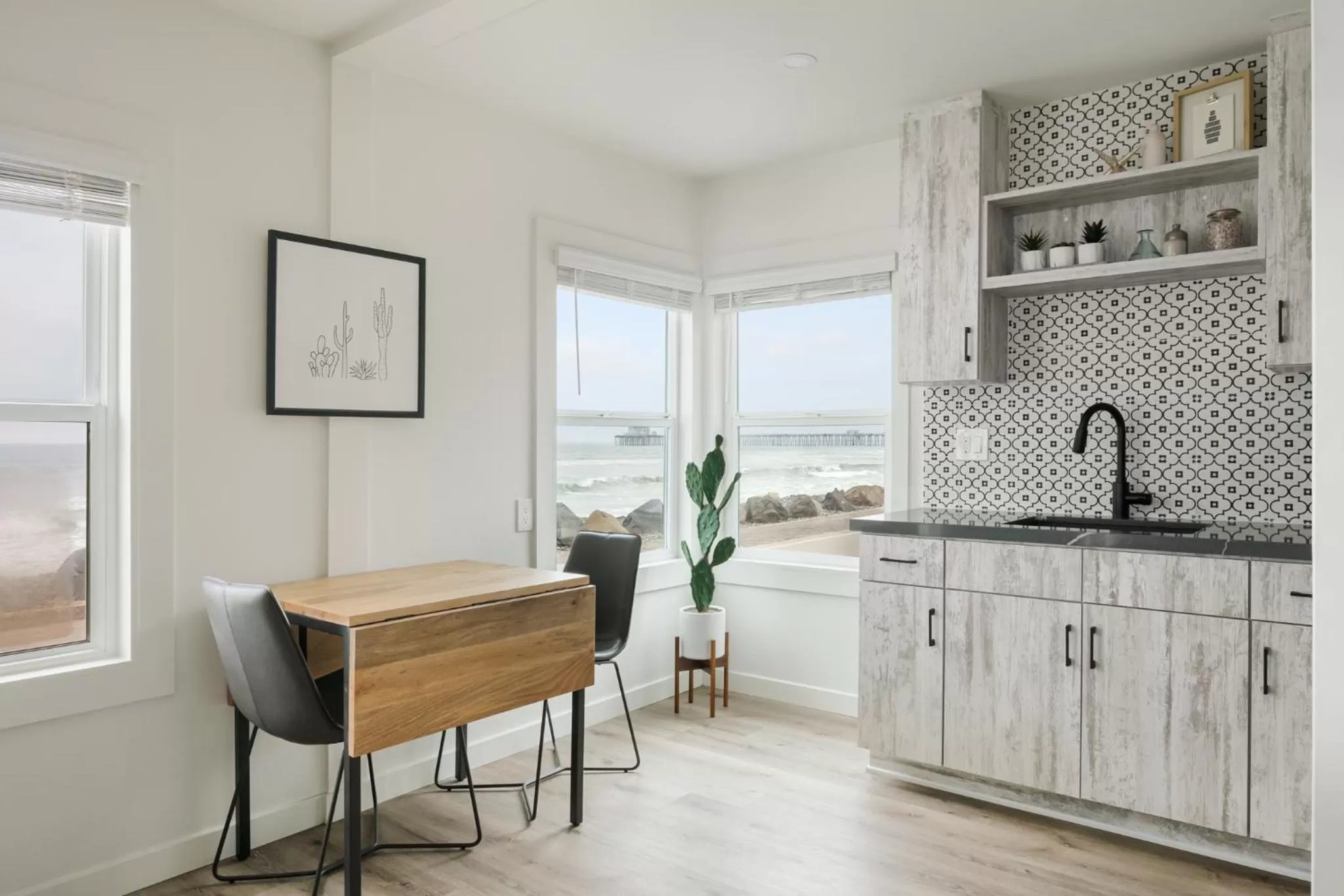 Kitchen or kitchenette in The Marbella