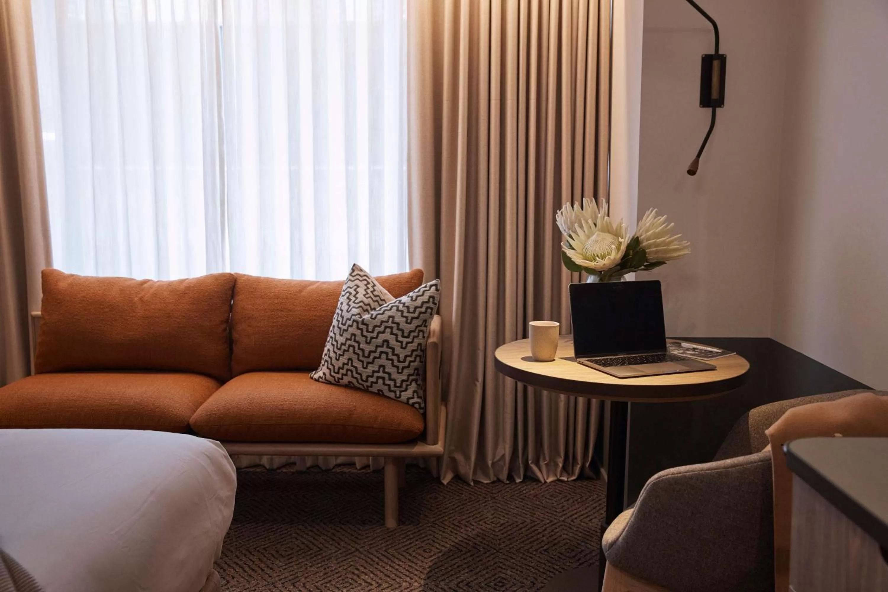 Bedroom in Rydges Melbourne