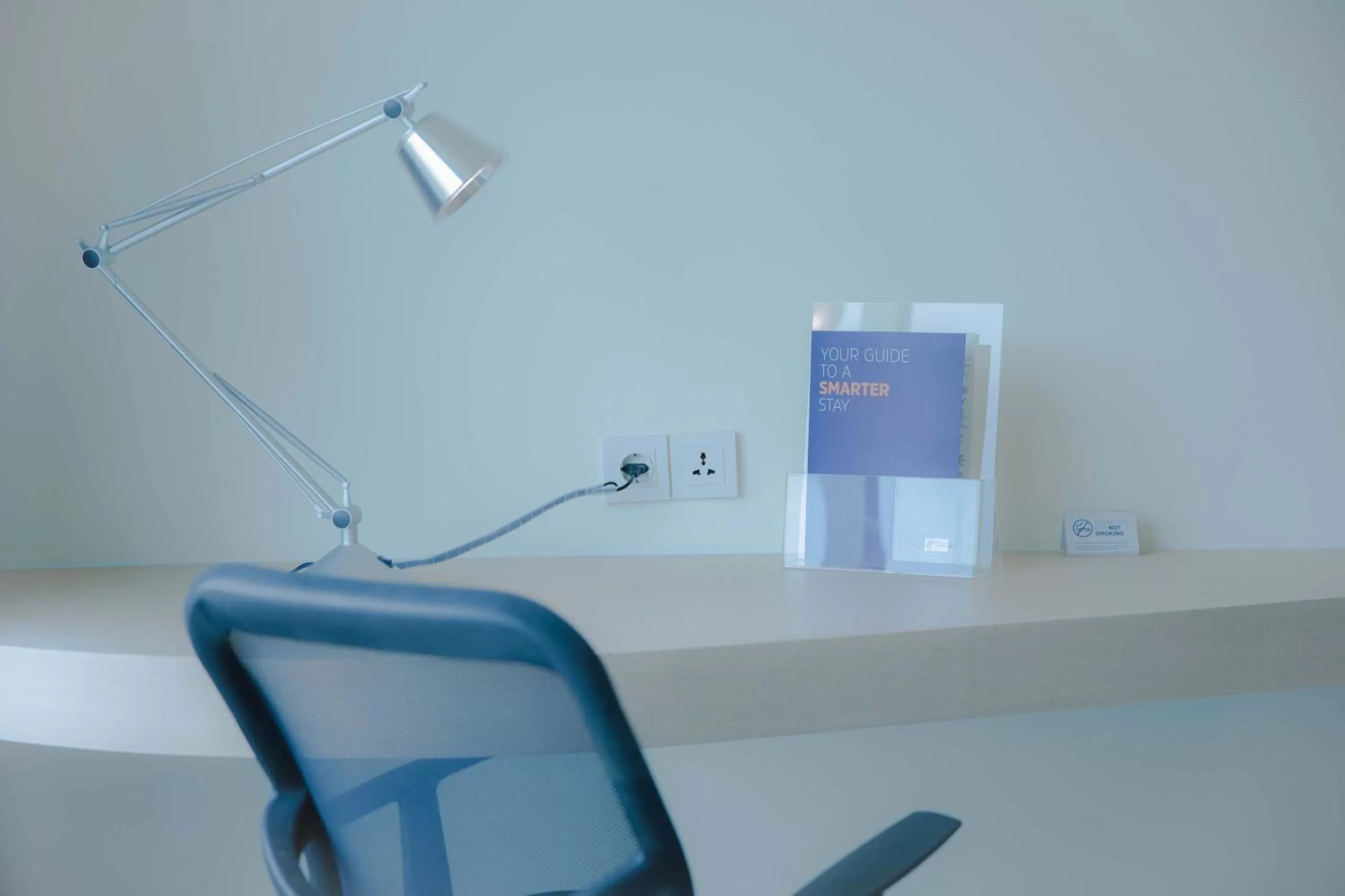 Bedroom in Holiday Inn Express Jakarta International Expo by IHG