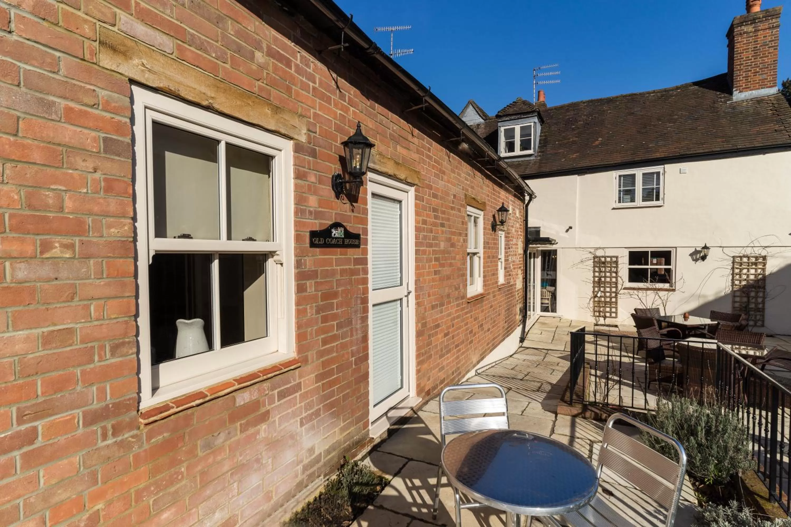 Greyhound Inn Wilton