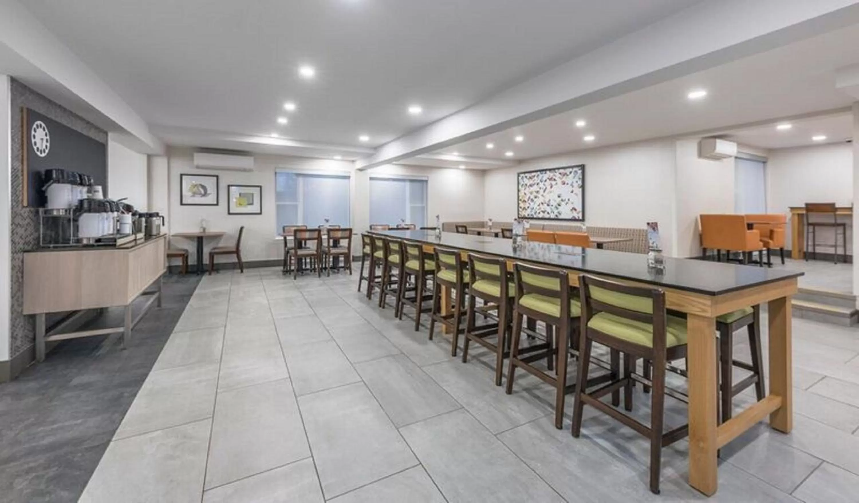 Breakfast in Holiday Inn Express Hotel & Suites Charlottetown by IHG