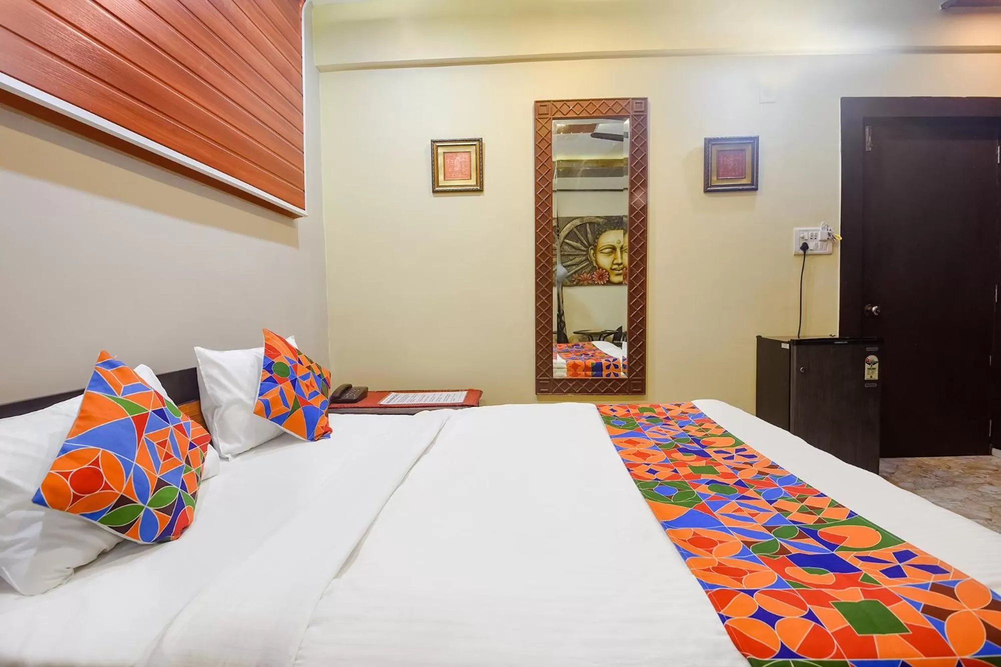 Bed in FabExpress Corinthia Boutique Rooms - Nr Candolim Beach
