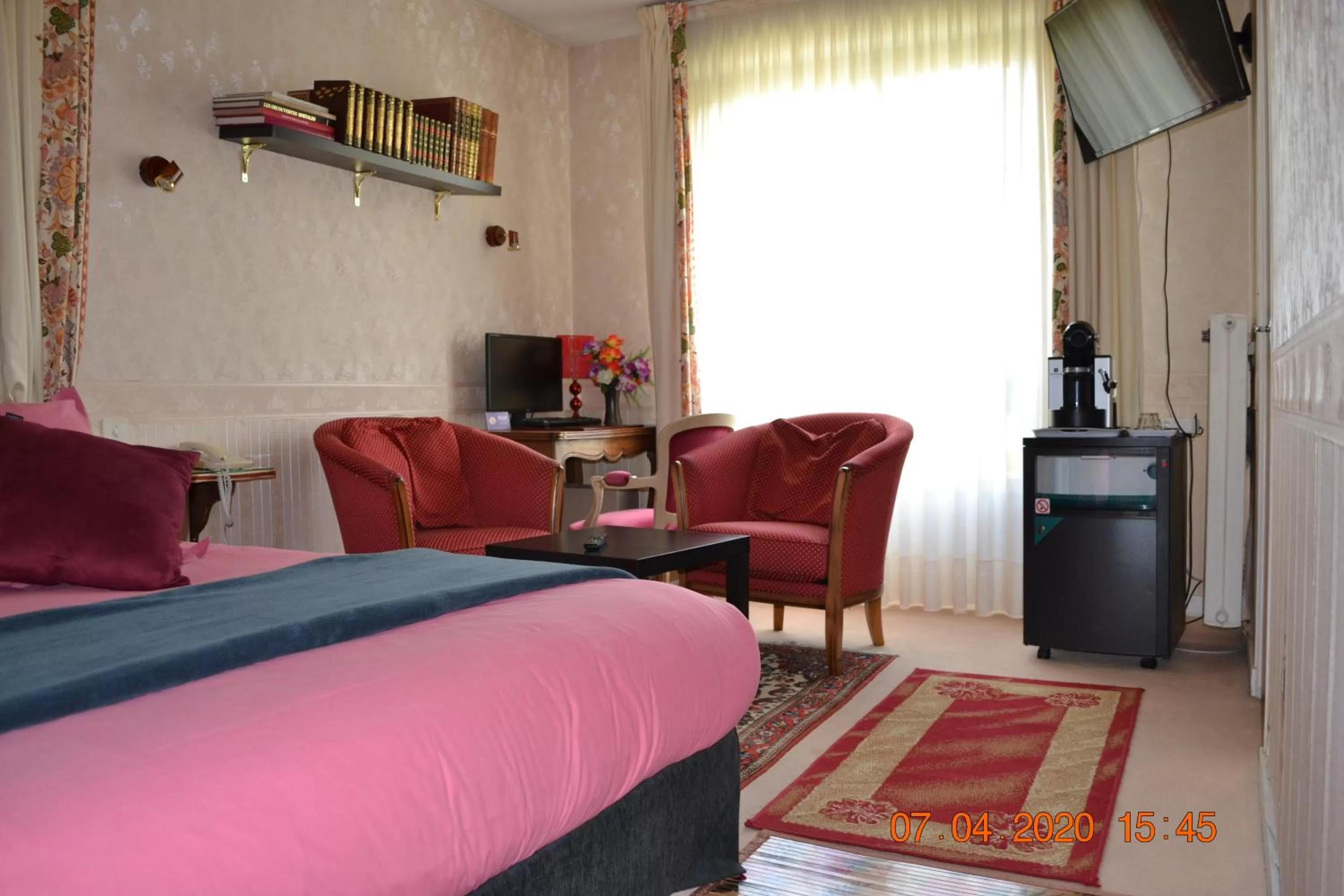 Bed in Hôtel Le Castel