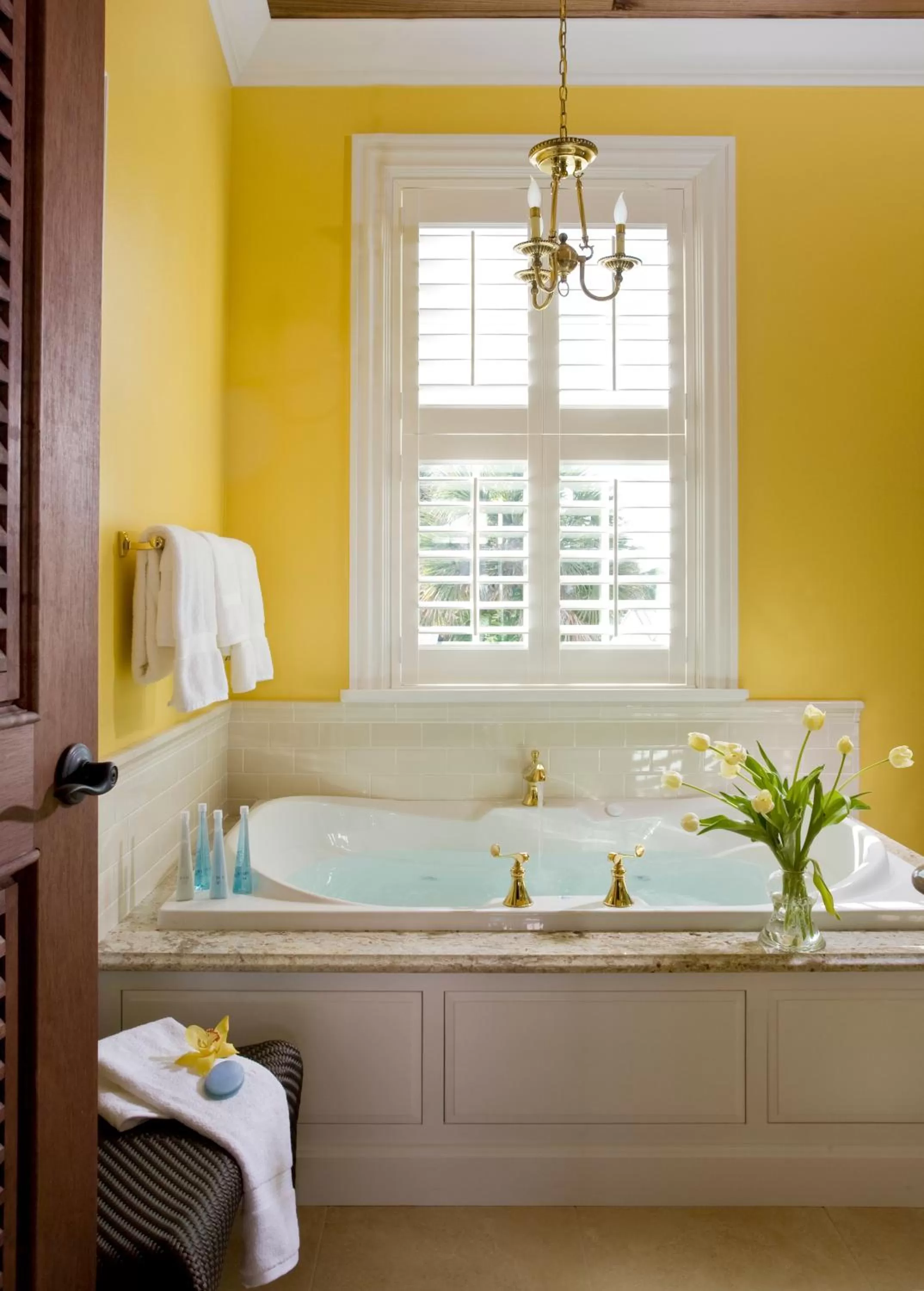 Bathroom in Port d'Hiver Bed and Breakfast