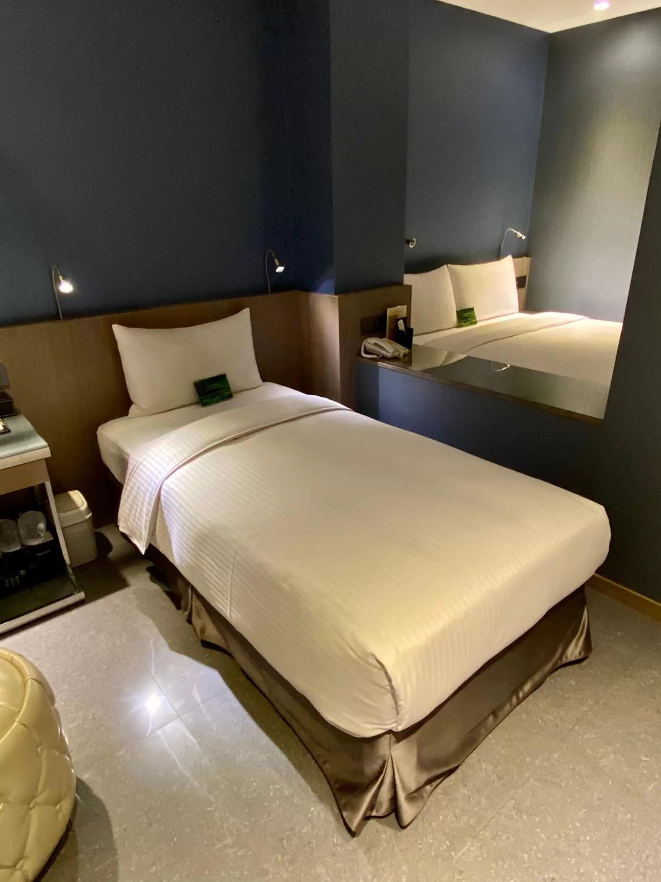 Bed in Beauty Hotels Taipei - B7 Journey
