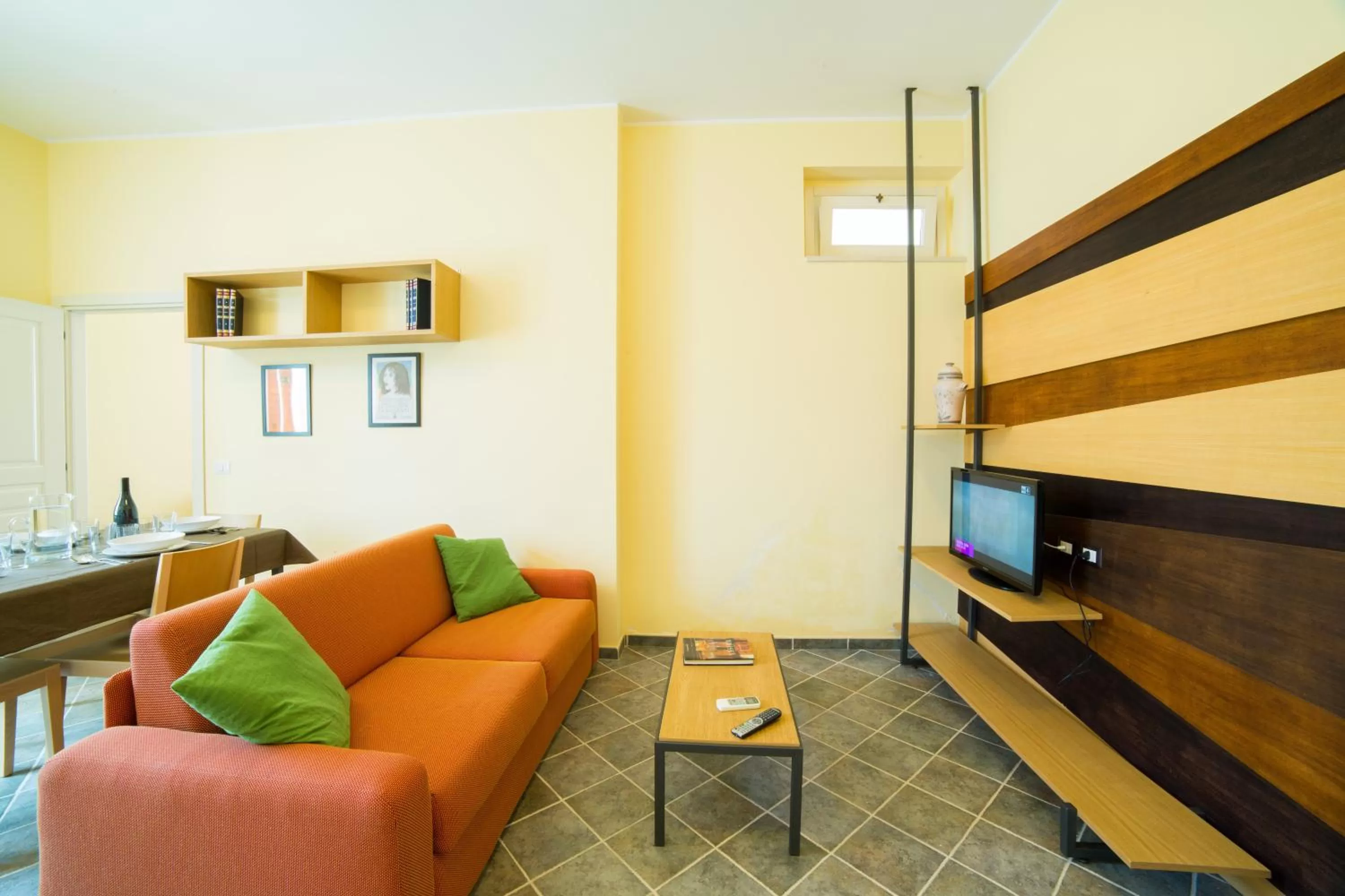 TV and multimedia in Dimora De Mauro