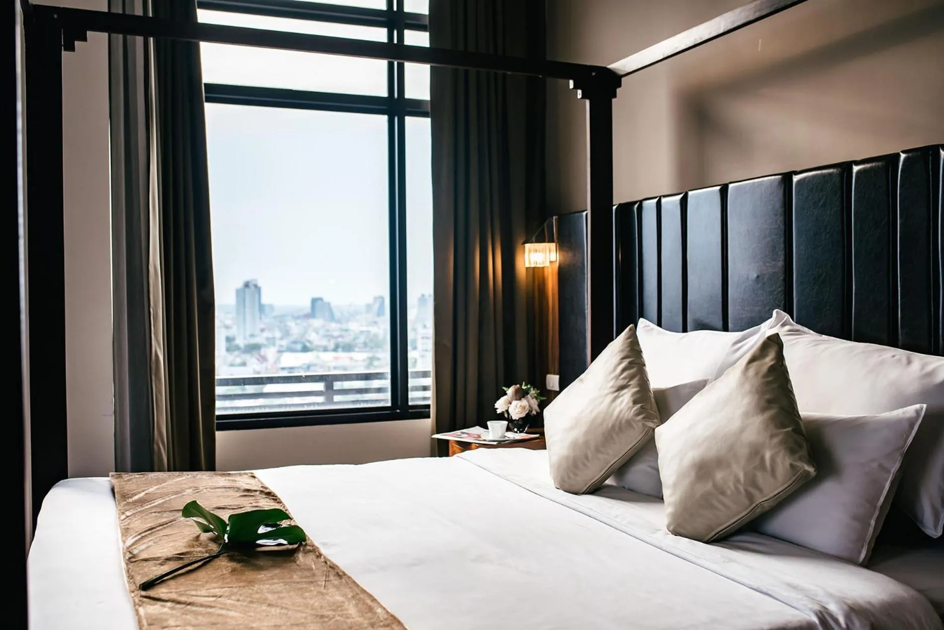 Bedroom, Bed in Grand Howard Hotel Bangkok