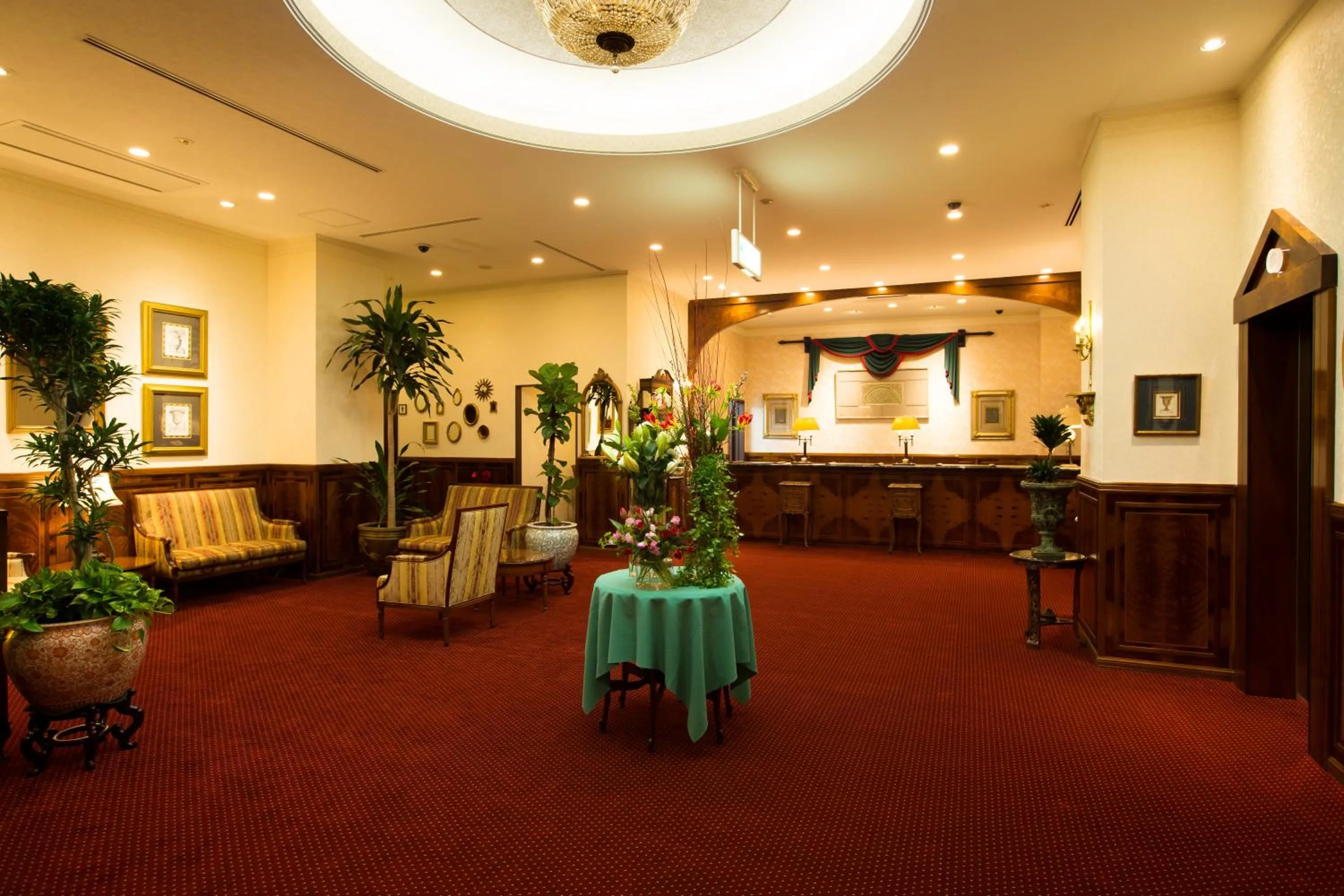 Lobby or reception in Dukes Hotel Hakata