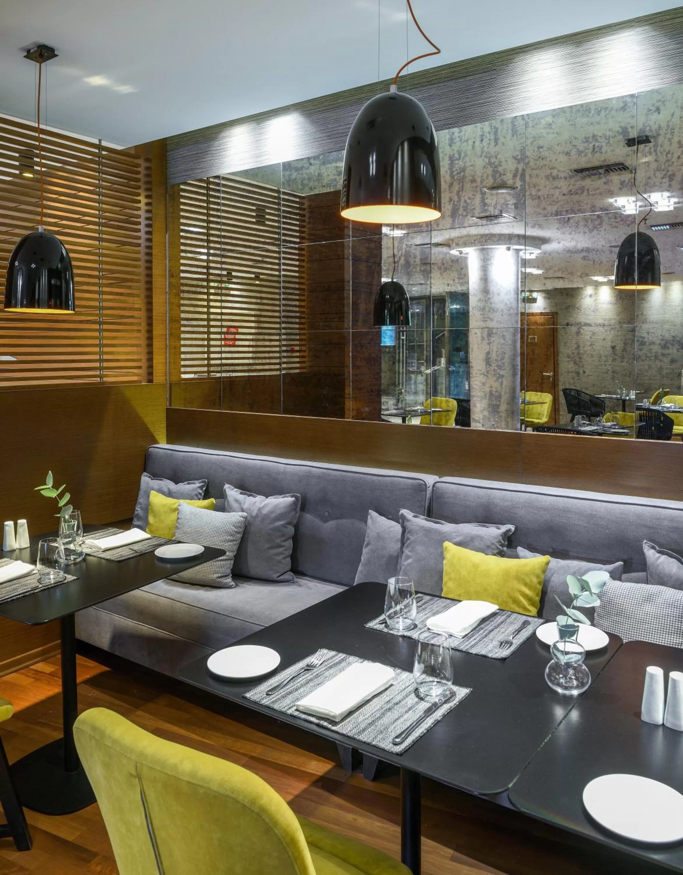 Restaurant/places to eat in Anatolia Hotel