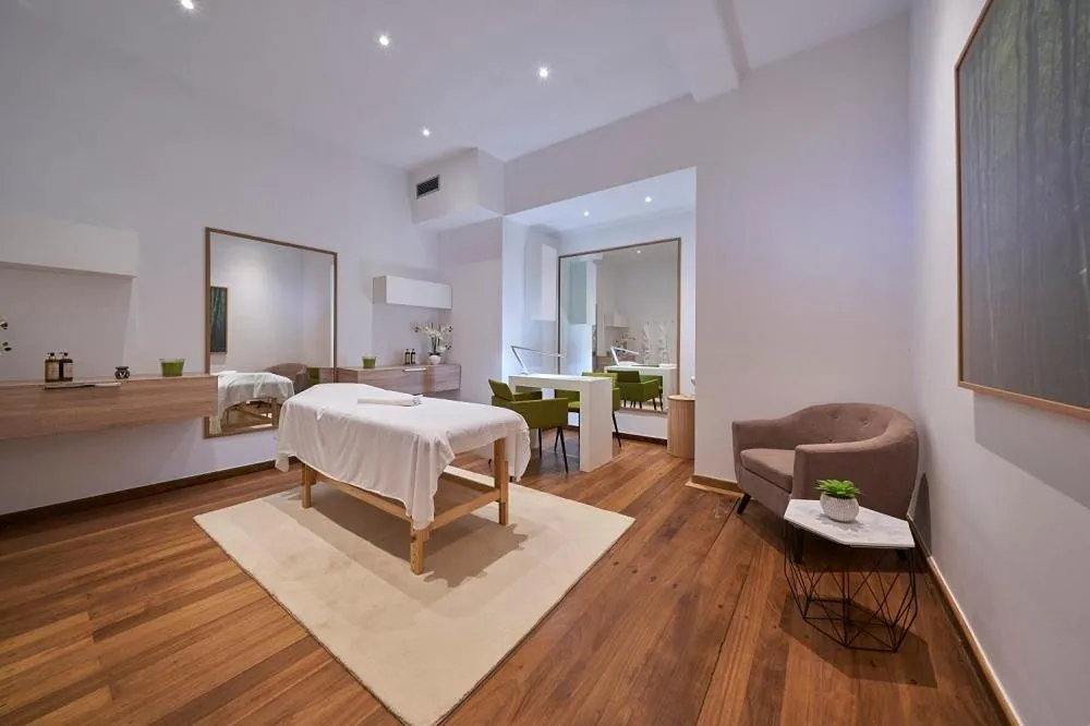 Massage, Bed in Hotel Quinta Do Furao