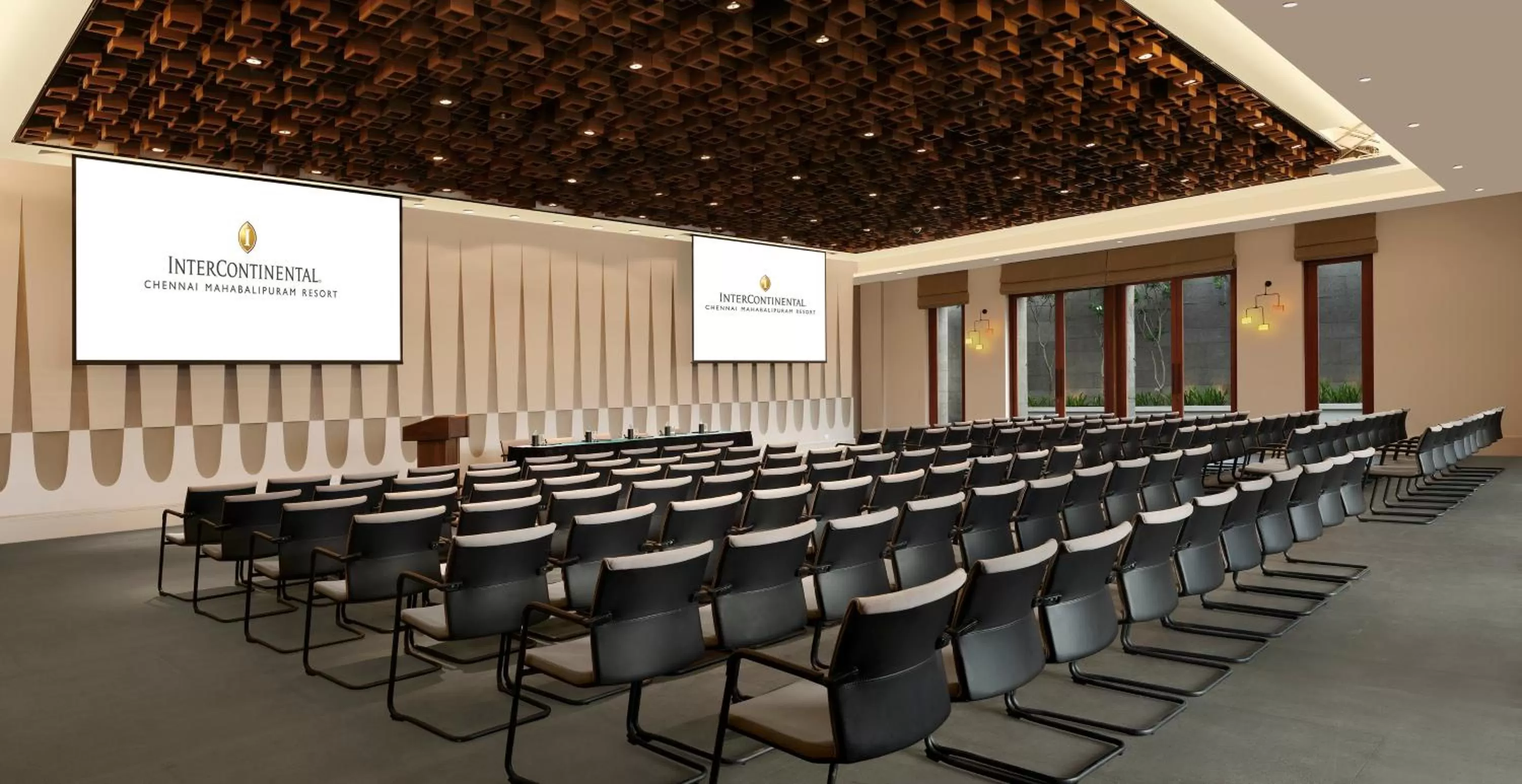 Meeting/conference room in InterContinental Chennai Mahabalipuram Resort by IHG
