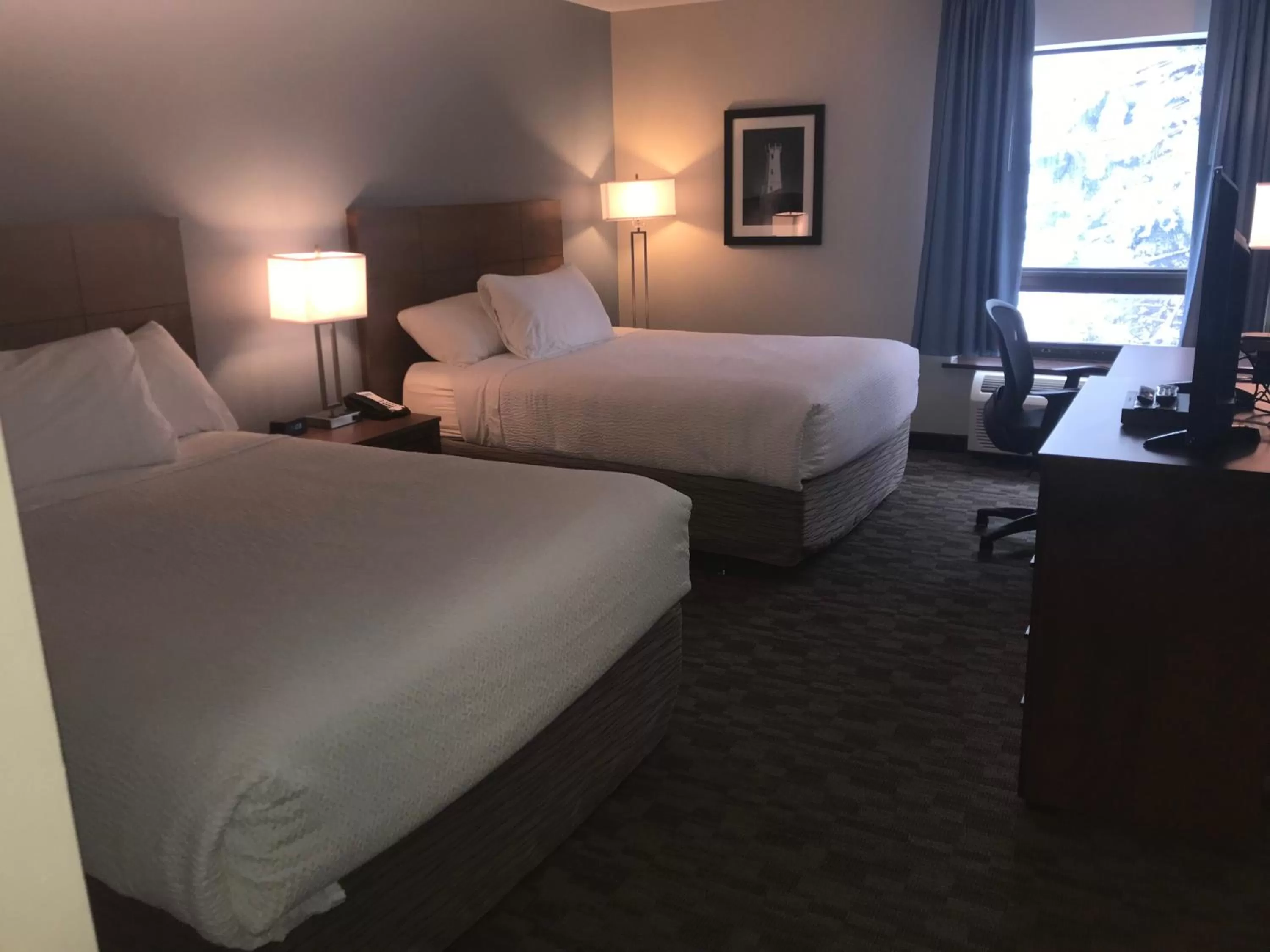 Photo of the whole room, Bed in Travelodge by Wyndham Sydney