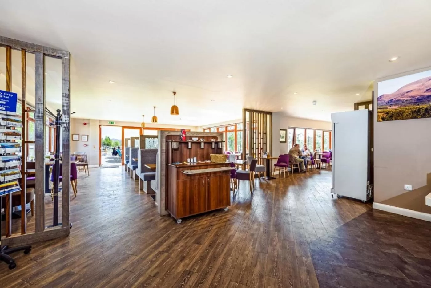 Restaurant/places to eat in Moorings Hotel