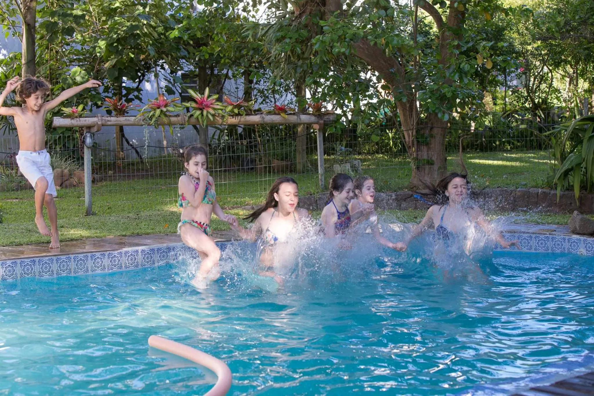 Swimming pool in Hotel Chácara das Flores