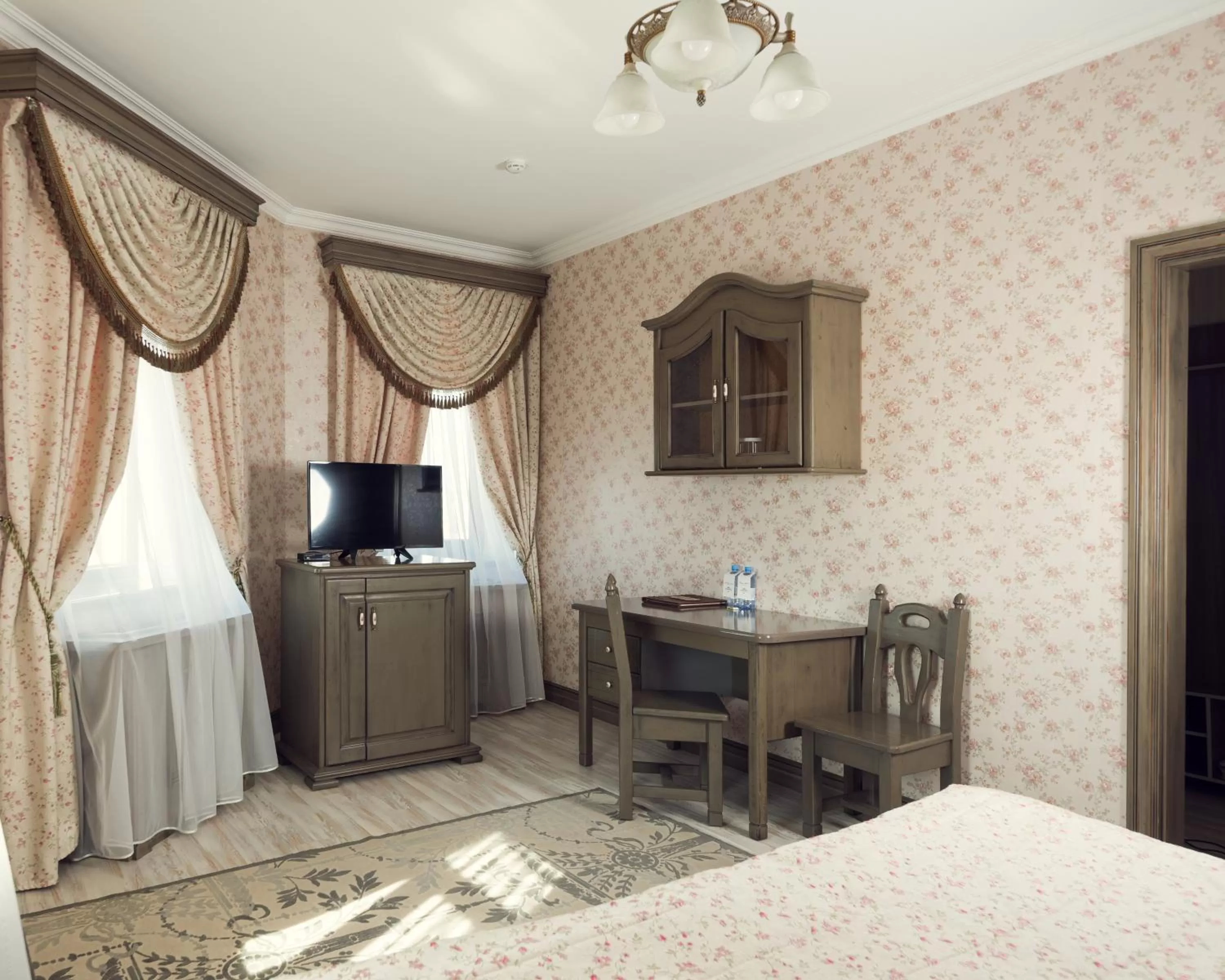 Living room, Bed in Boutique Hotel Traditional