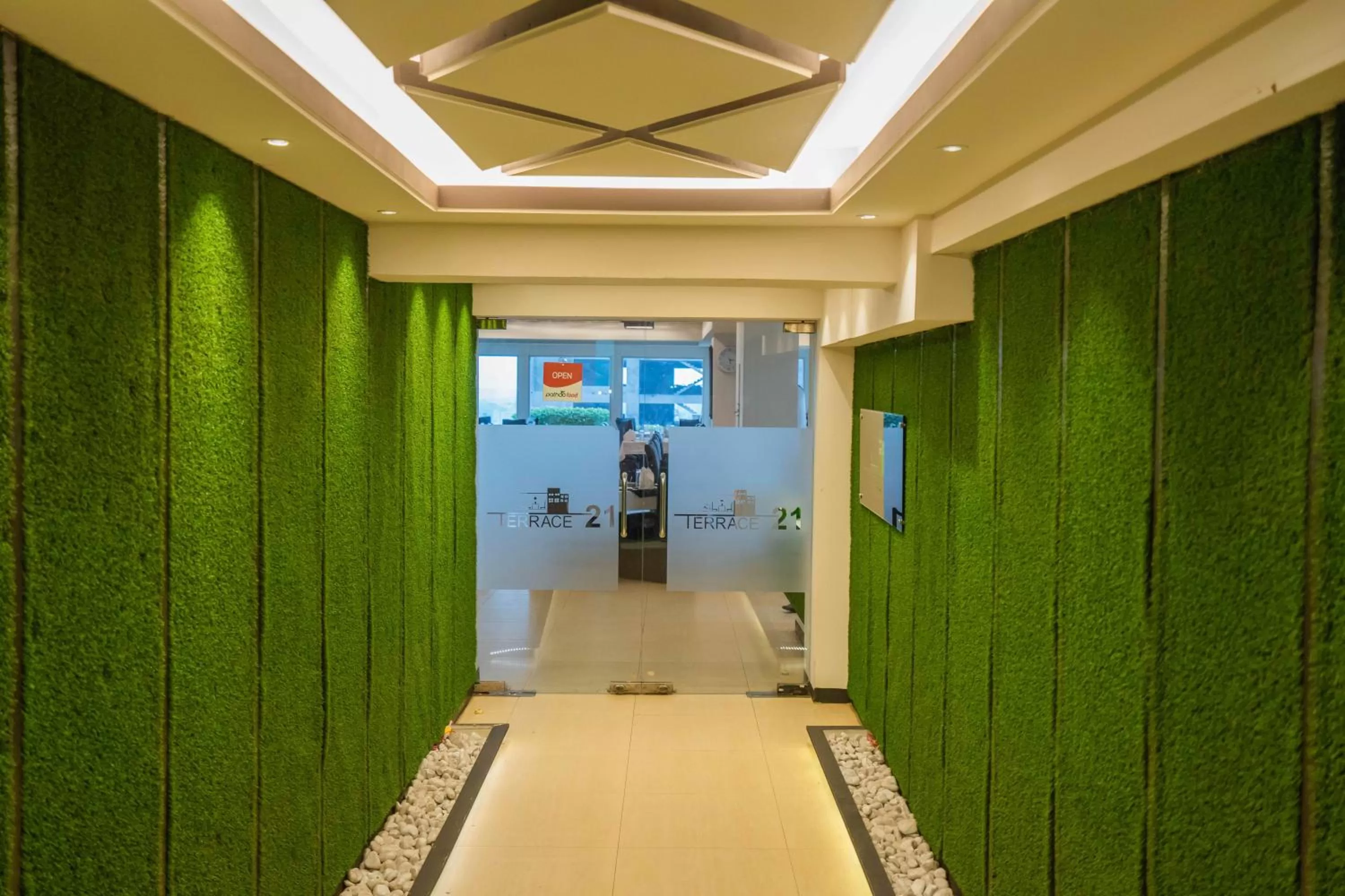 Restaurant/places to eat in Central Inn Dhaka City Centre