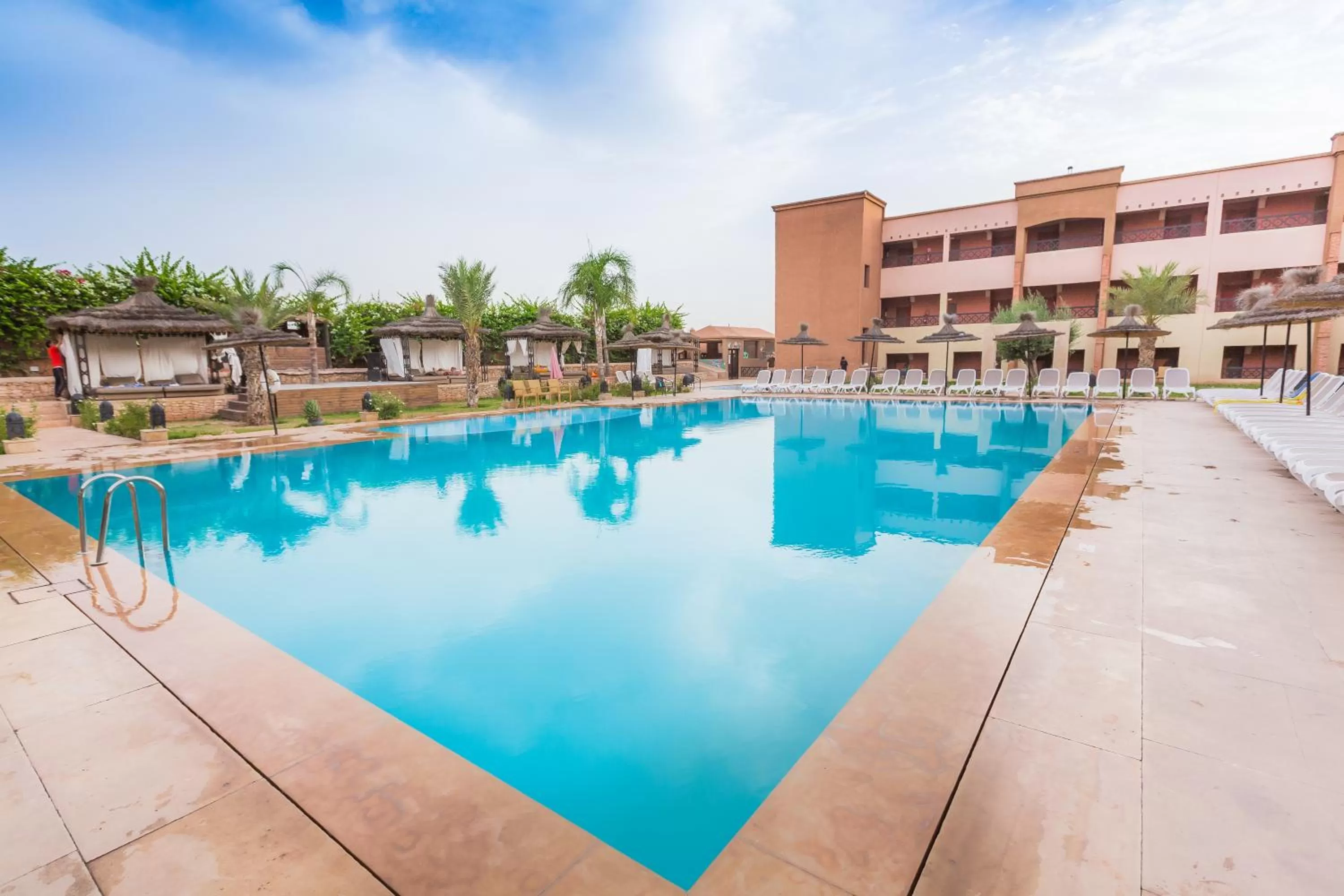 Swimming pool in Zalagh Kasbah Hotel & Spa