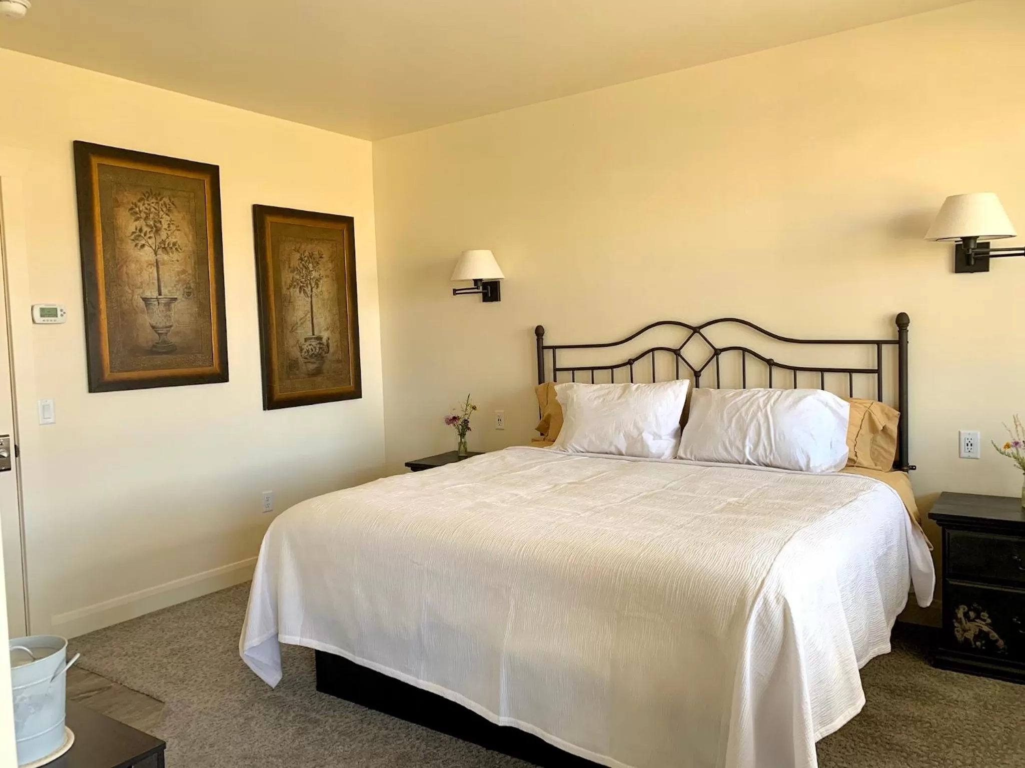 Bed in Annie's Place Bed & Breakfast