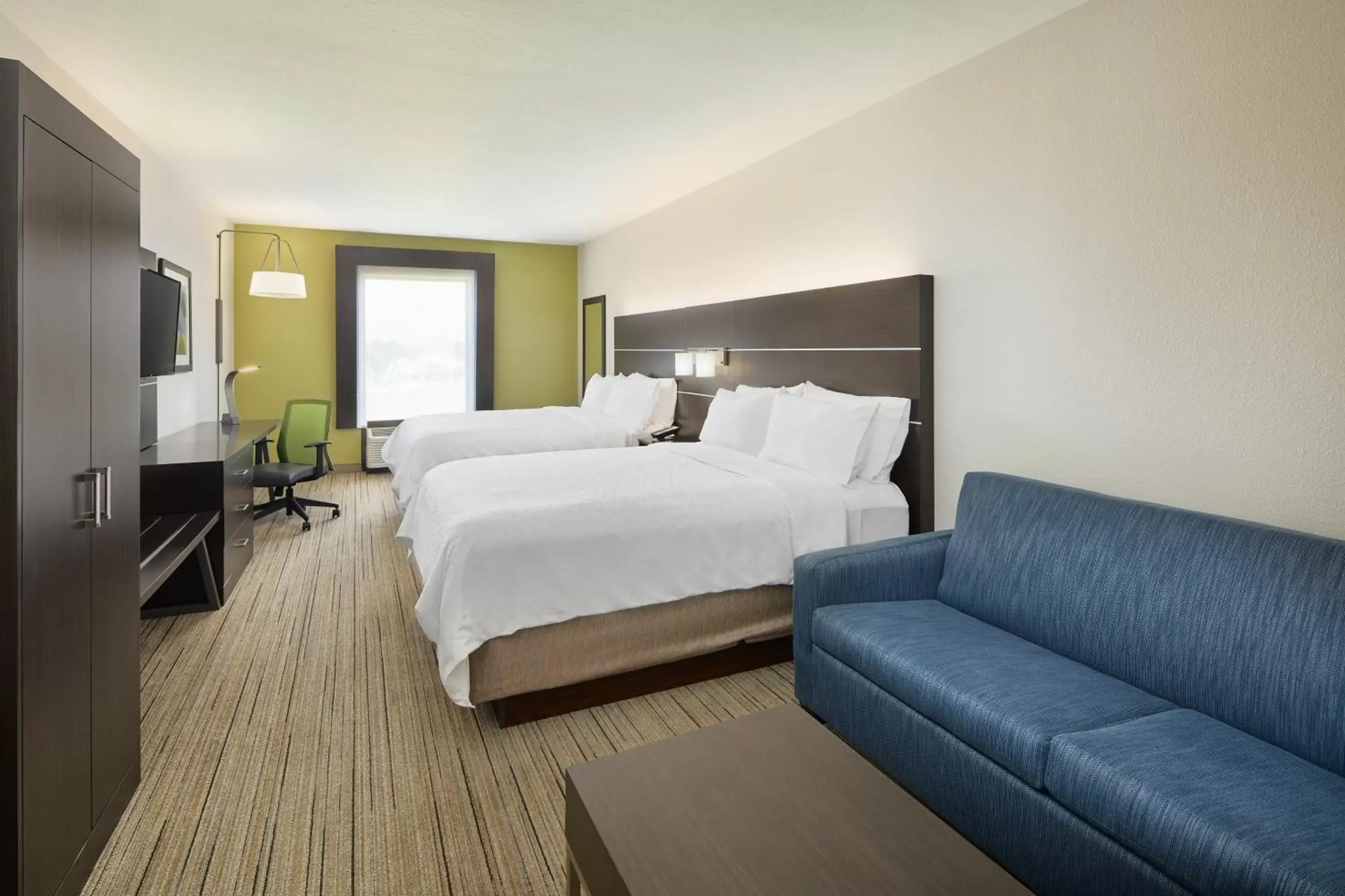 Queen Suite with Two Queen Beds and Sofa Bed in Holiday Inn Express Hotel & Suites Port Richey by IHG Queen Suite with Two Queen Beds and Sofa Bed in Holiday Inn Express Hotel & Suites Port Richey by IHG