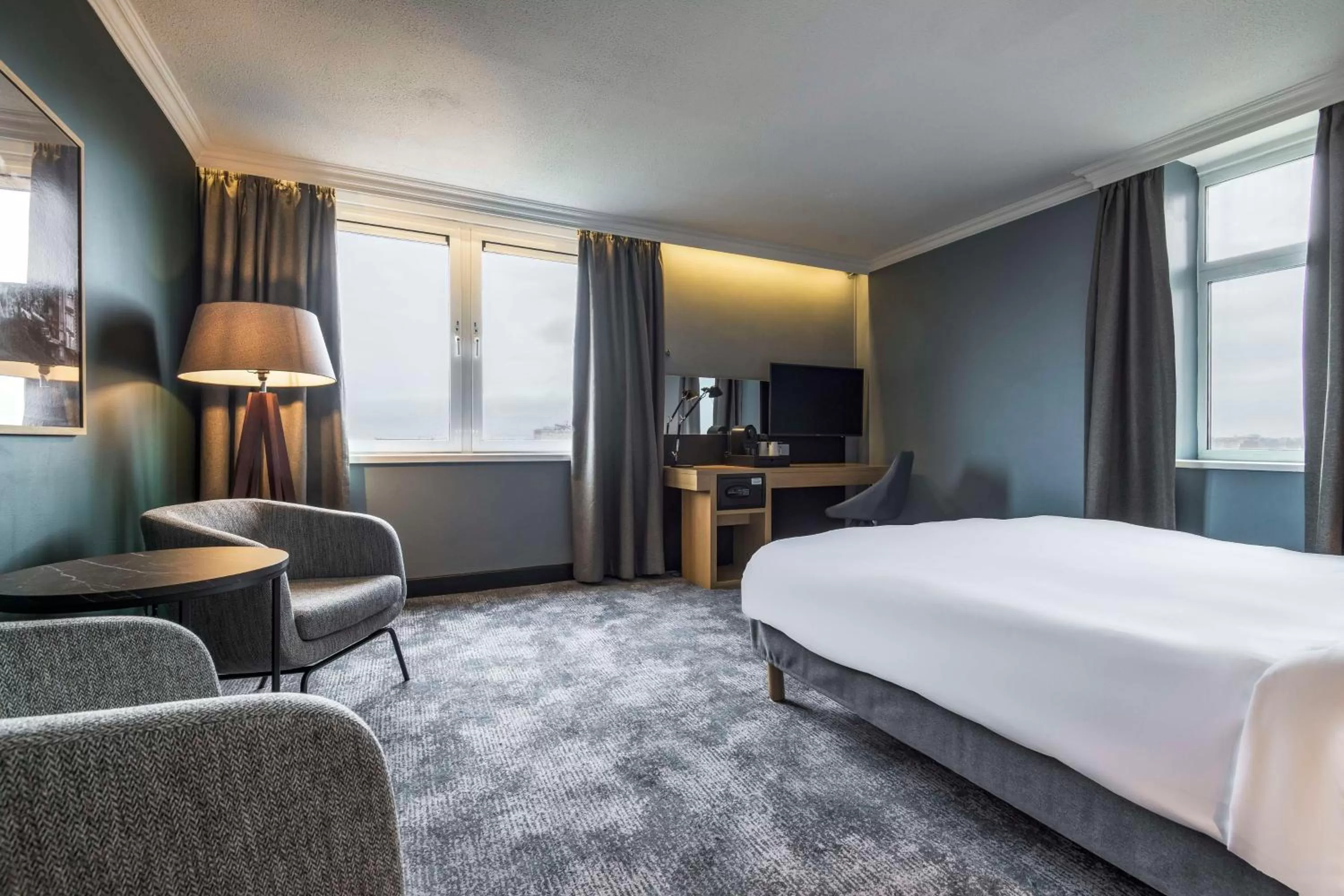 Bed in Radisson Hotel York