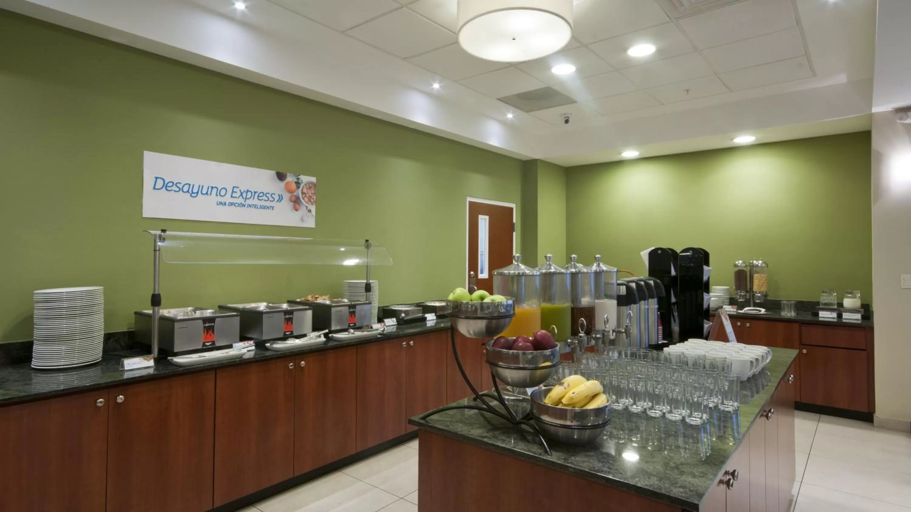 Breakfast in Holiday Inn Express Veracruz Boca del Rio by IHG