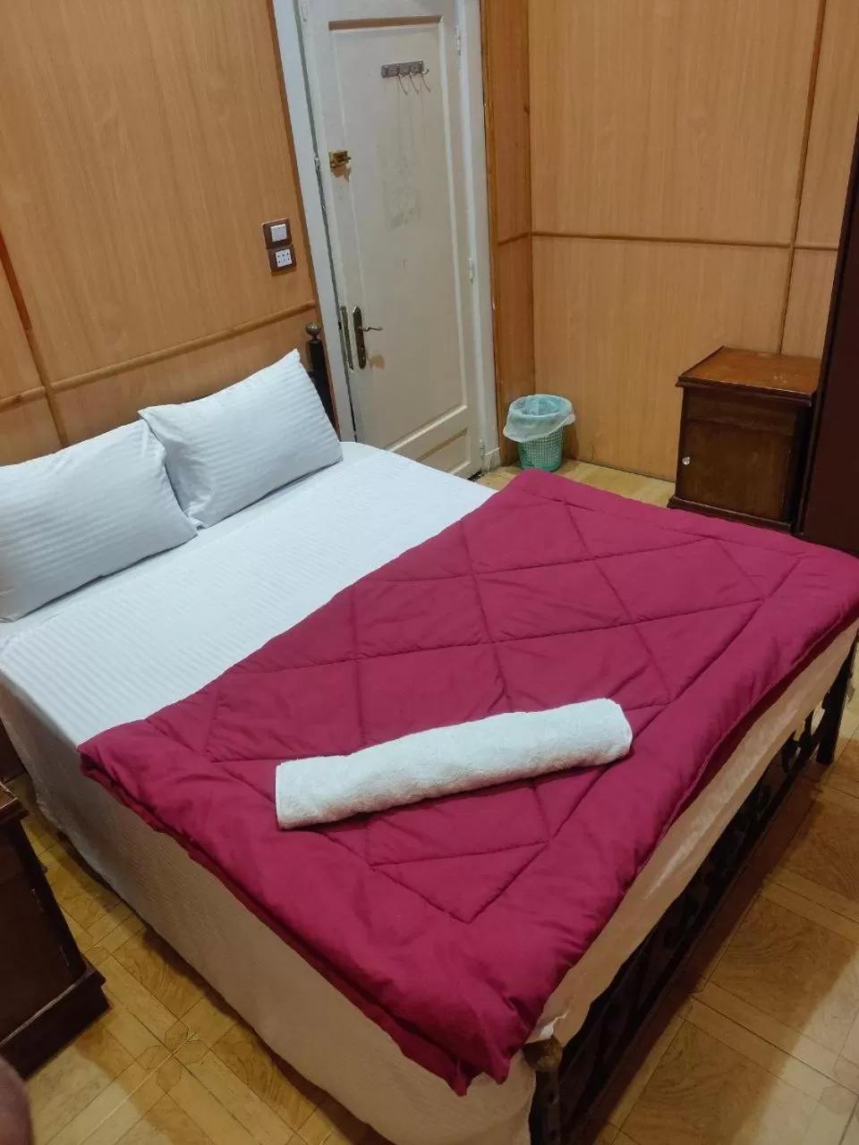 Photo of the whole room, Bed in Miami Hotel