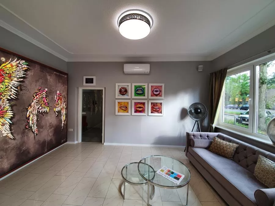 Seating area in artHOTEL Bremen