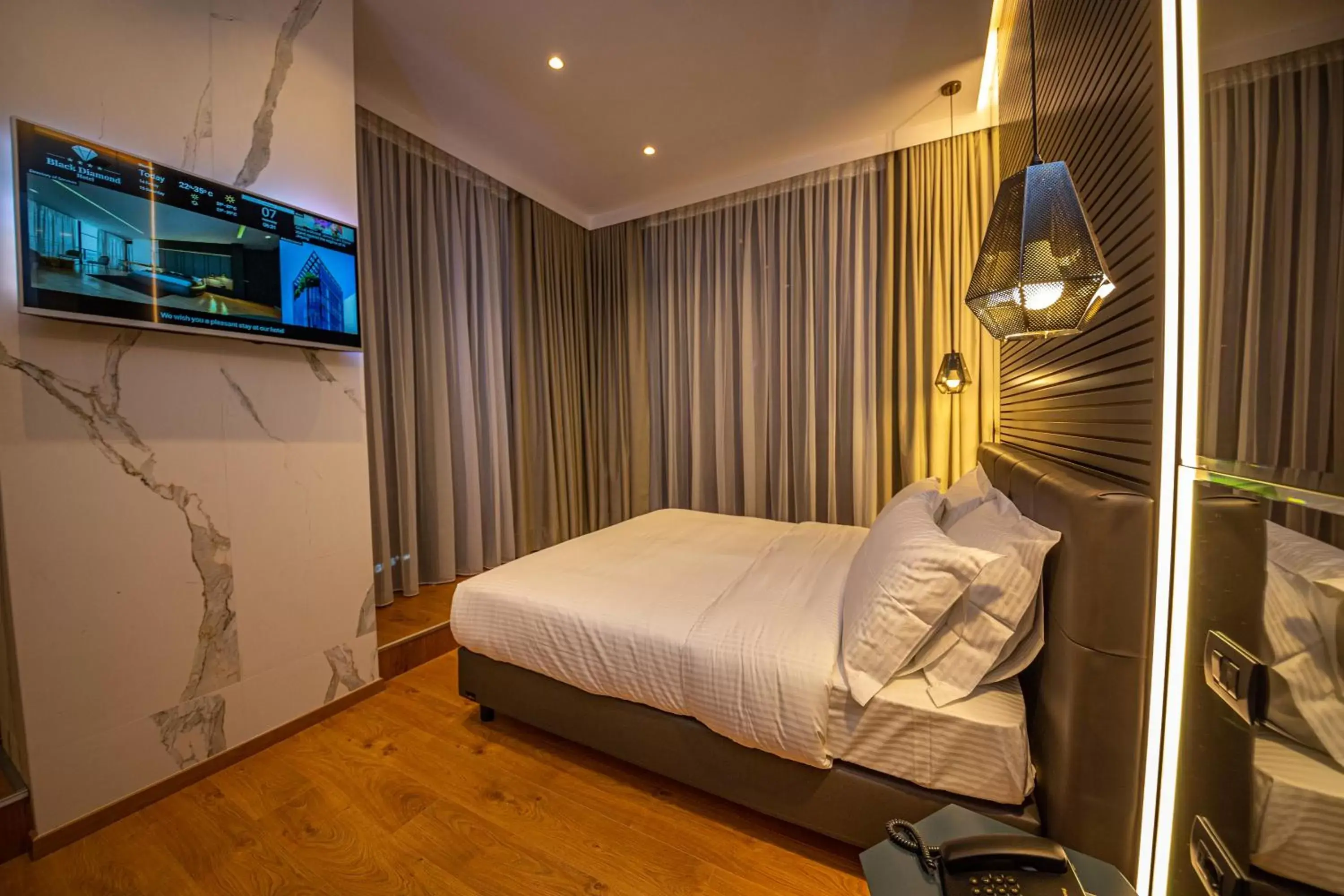 Deluxe Double or Twin Room in Black Diamond Hotel Deluxe Double or Twin Room in Black Diamond Hotel