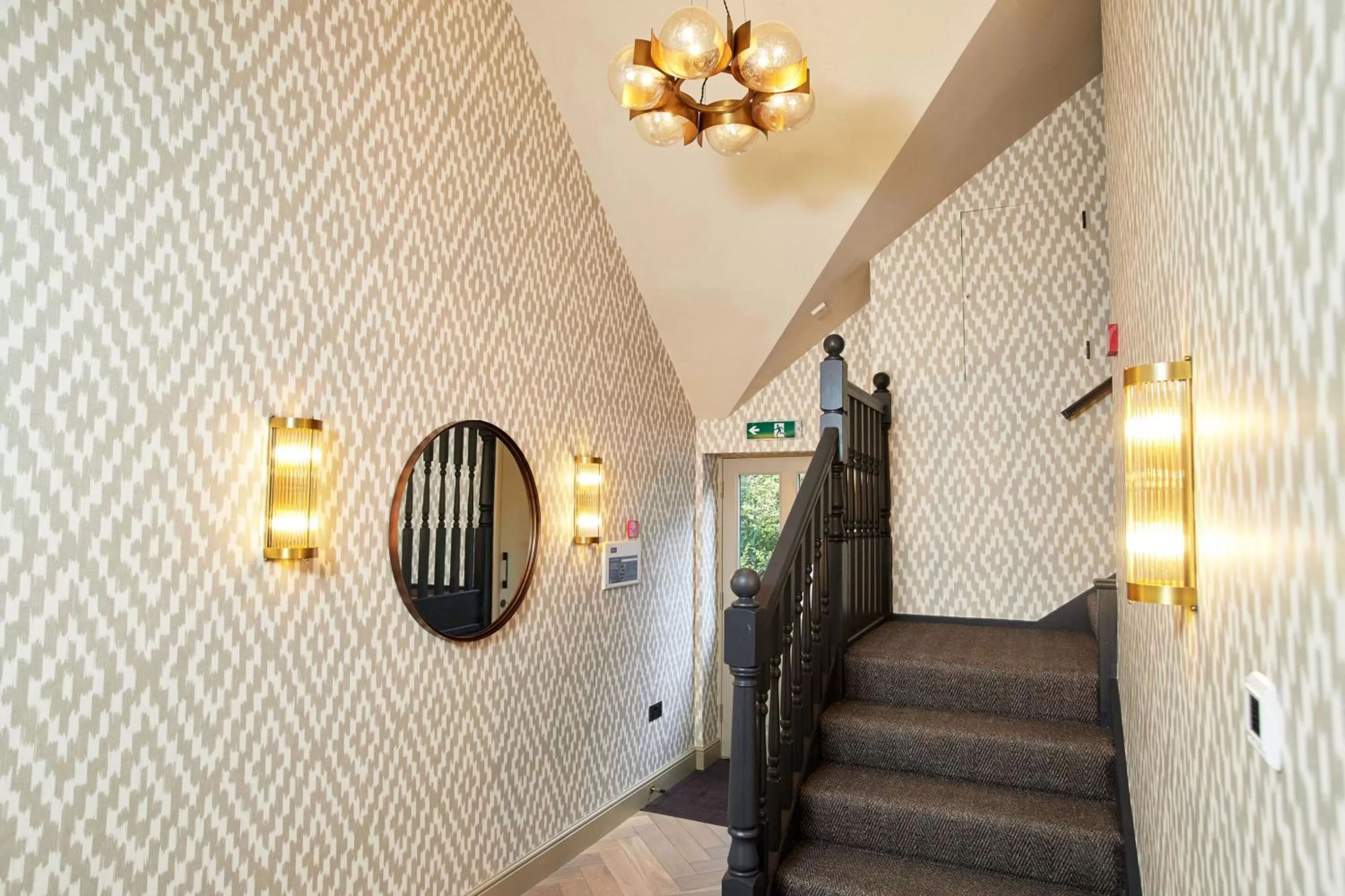 Property building, Lobby/Reception in The Ingham Swan