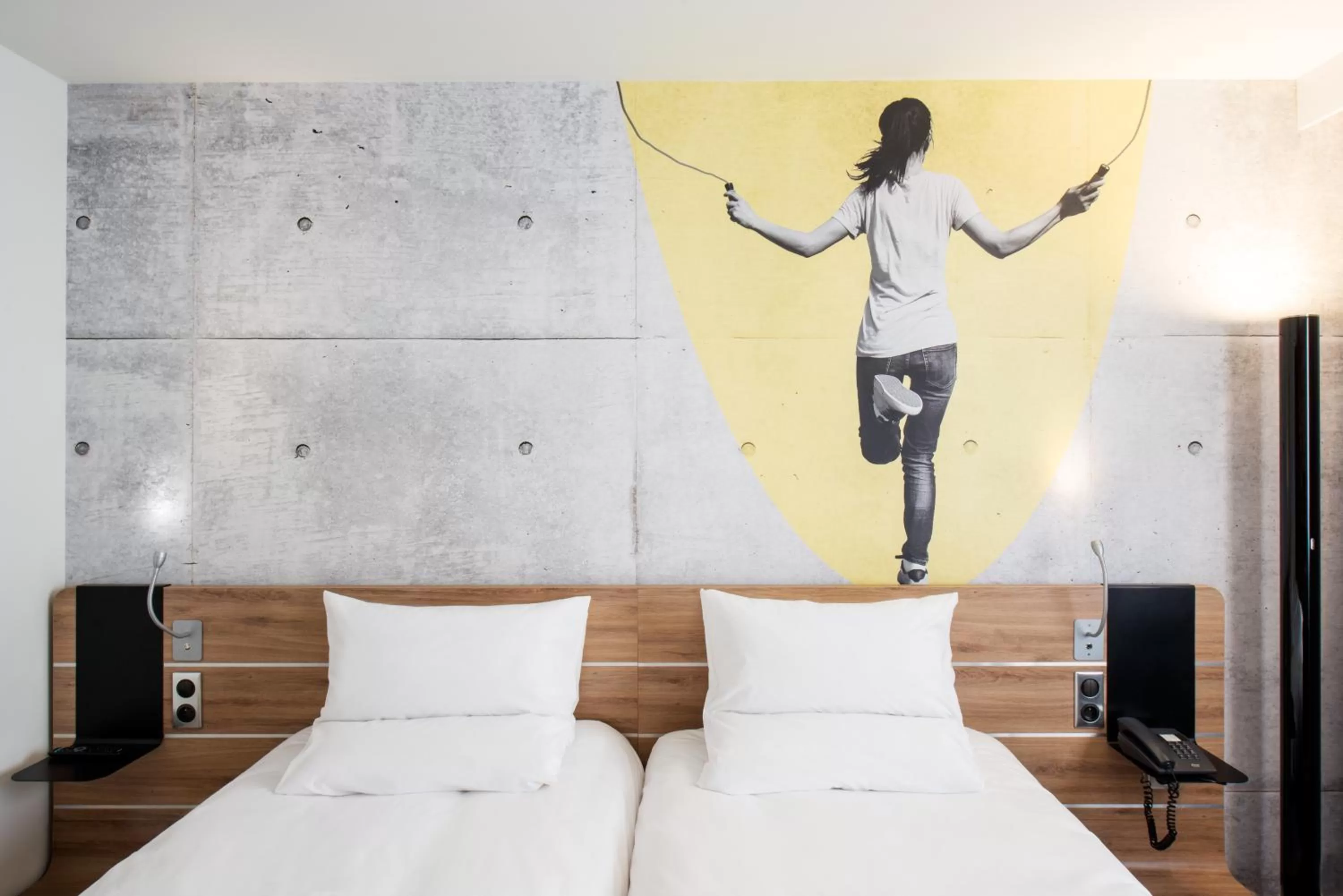 Photo of the whole room, Bed in Novotel Warszawa Centrum