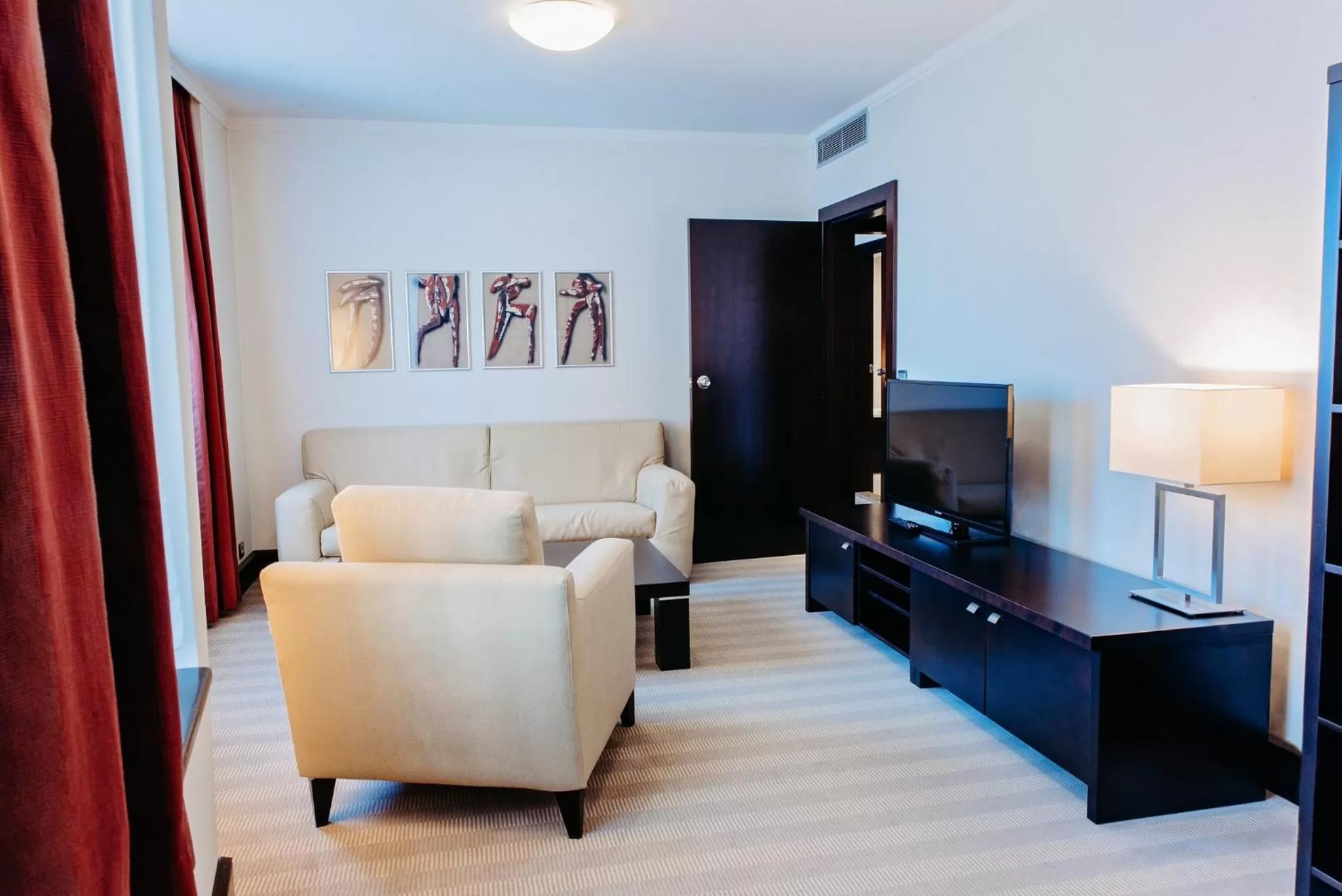 Bedroom in Crowne Plaza Bratislava by IHG