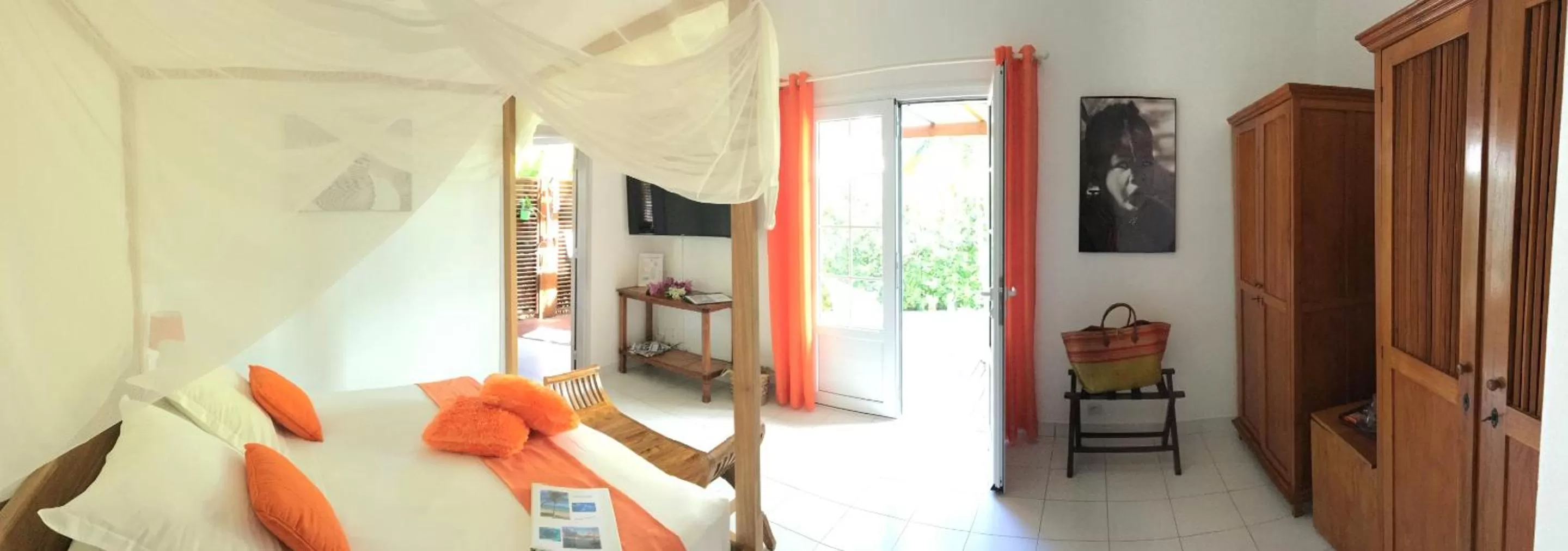 Bedroom in Chambres d'hôtes et villas chez Flo