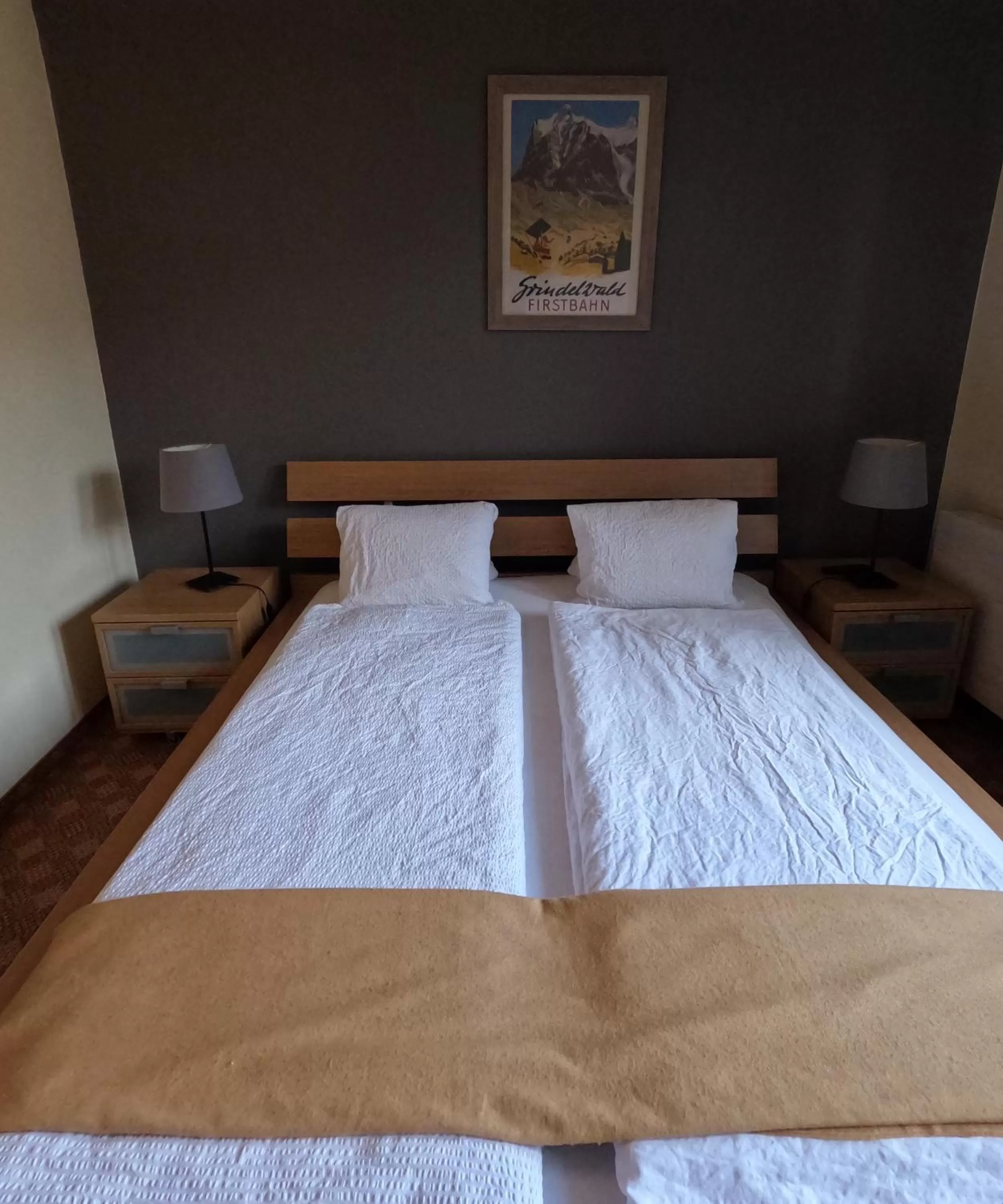 Bed in Alpenrose Hotel and Gardens