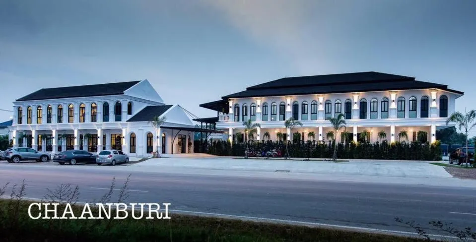 Chaanburi Boutique Resort